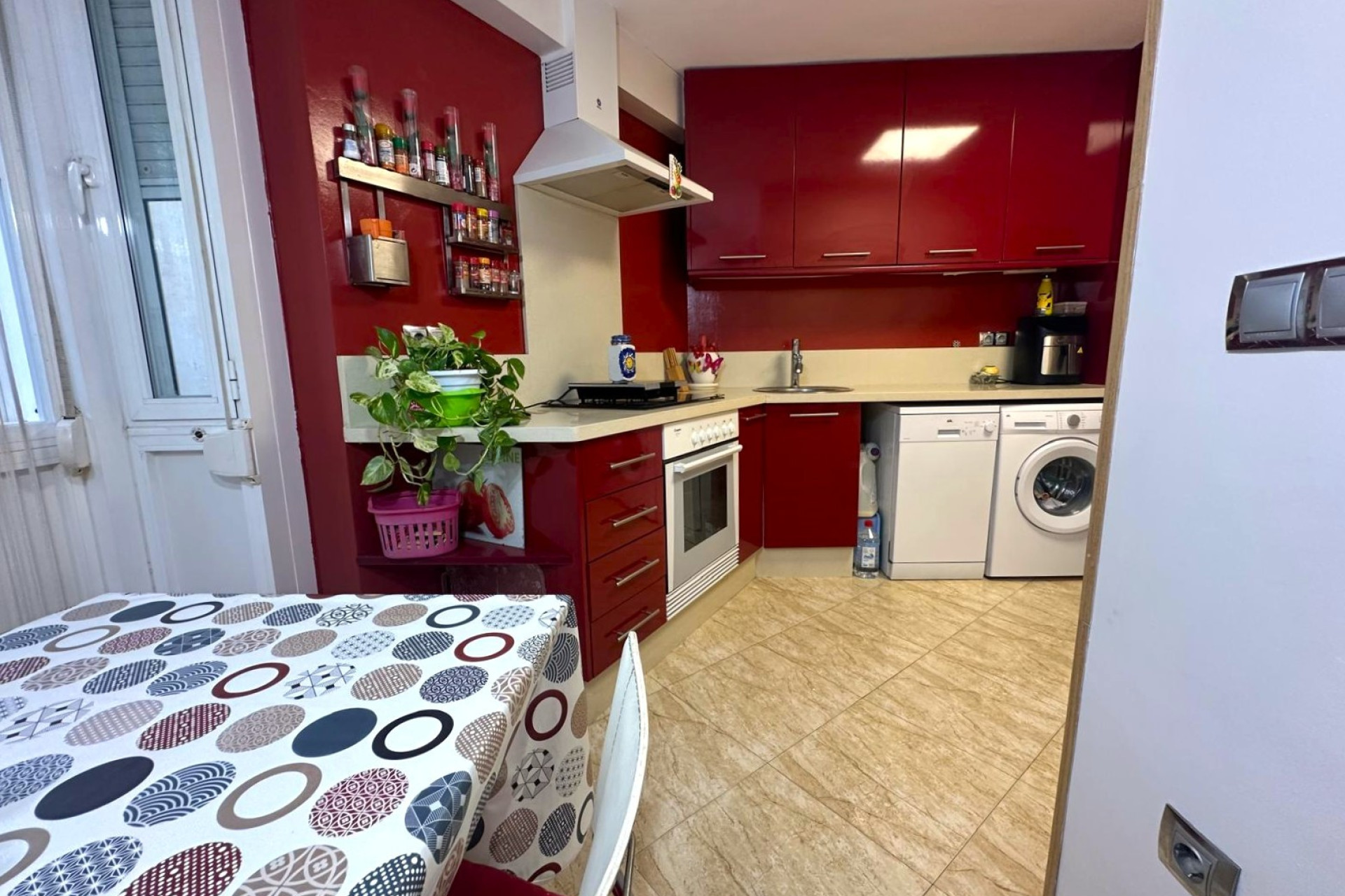 Odsprzedaż - Mieszkanie w bloku - Benidorm - Zona de Poniente