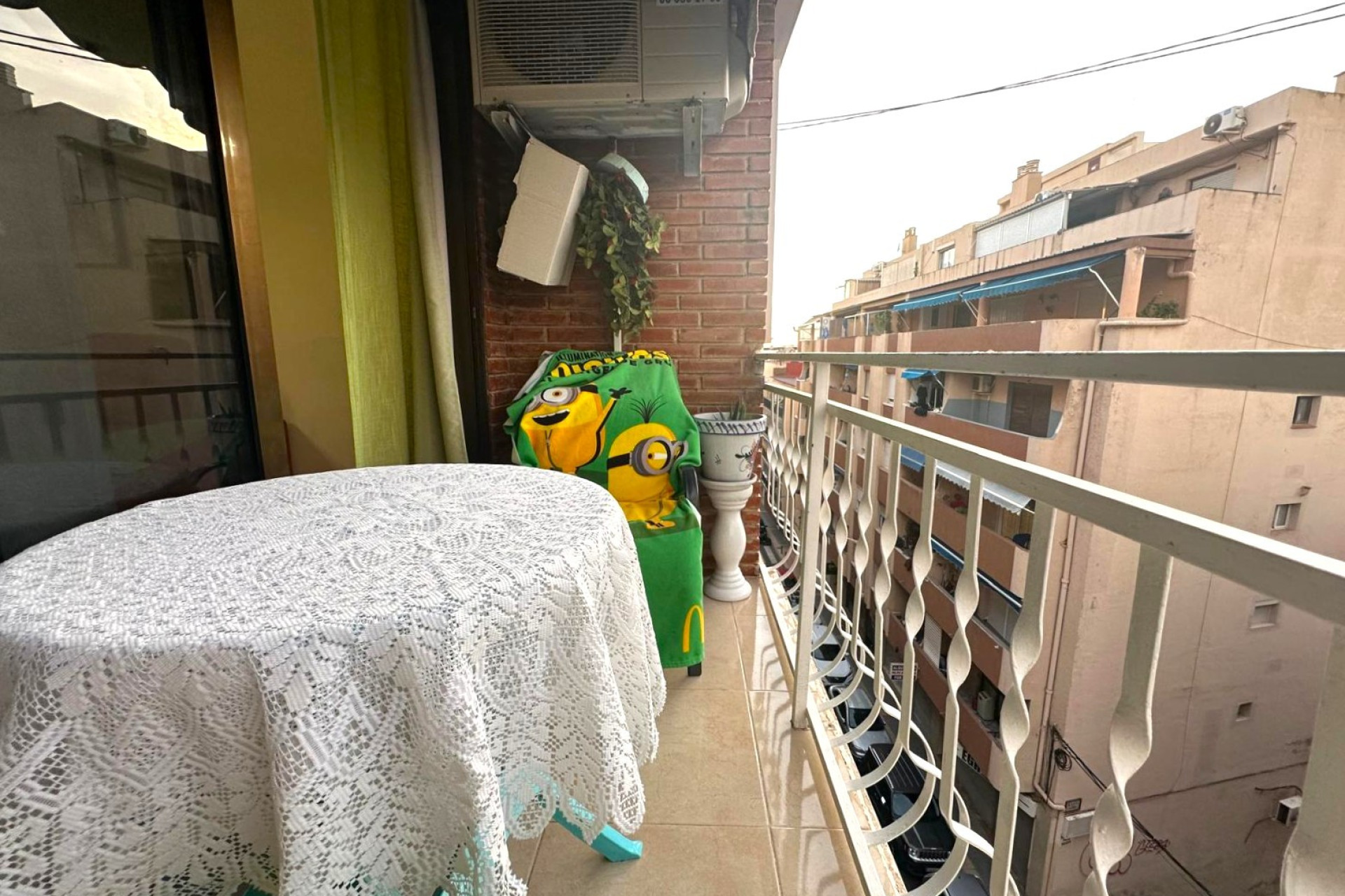 Odsprzedaż - Mieszkanie w bloku - Benidorm - Zona de Poniente