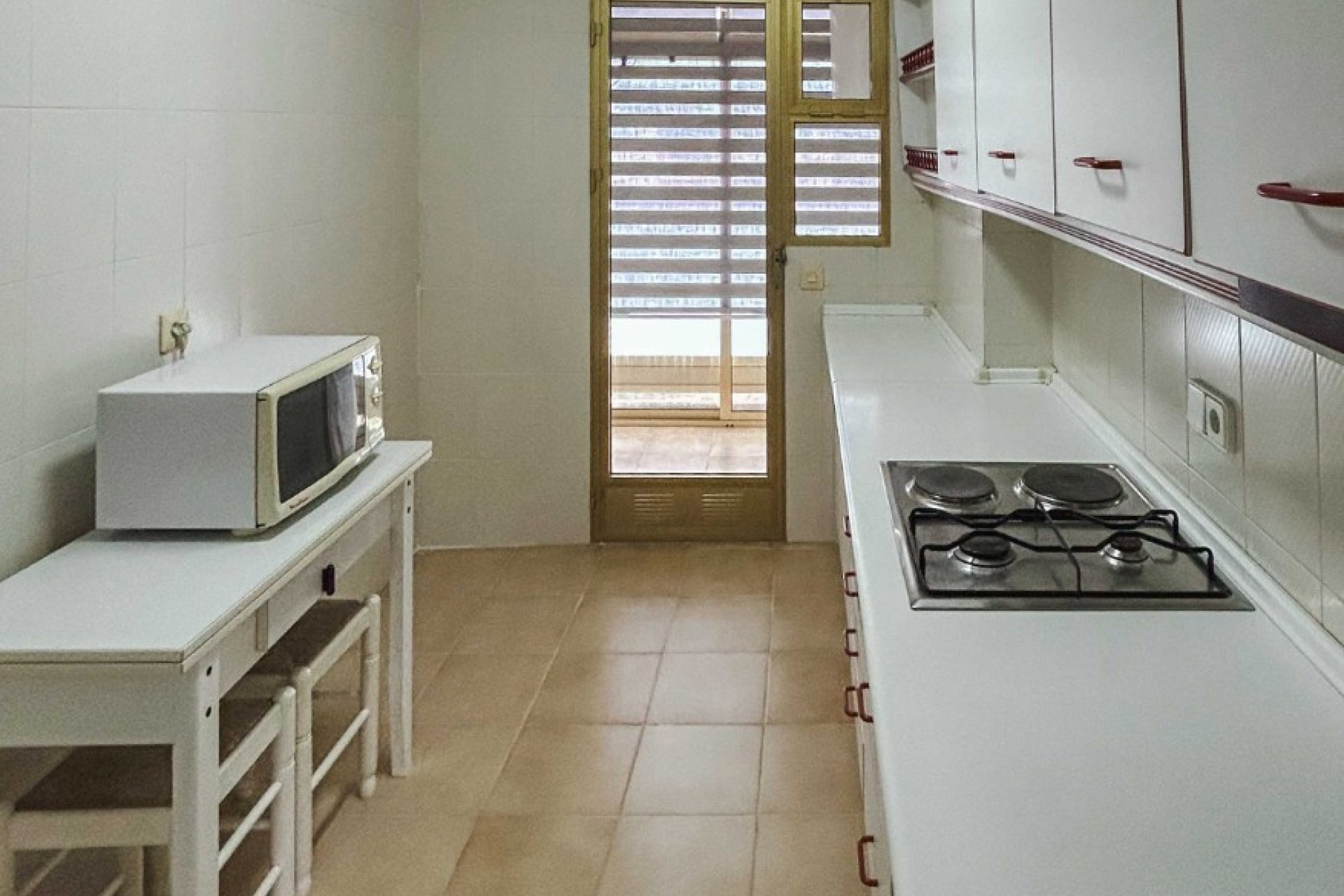 Odsprzedaż - Mieszkanie w bloku - Benidorm - Zona de Poniente