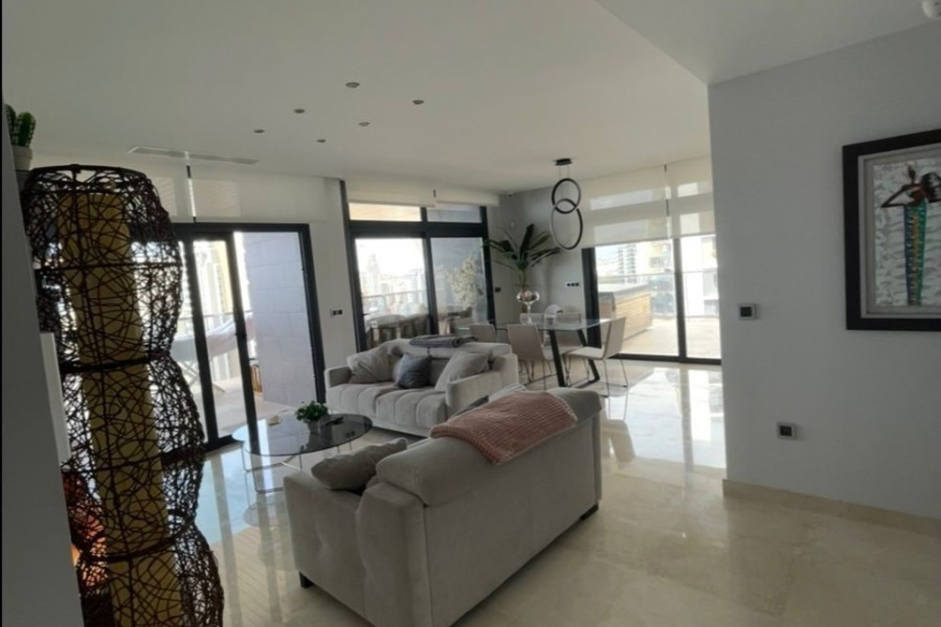 Odsprzedaż - Mieszkanie w bloku - Benidorm - Zona de Poniente