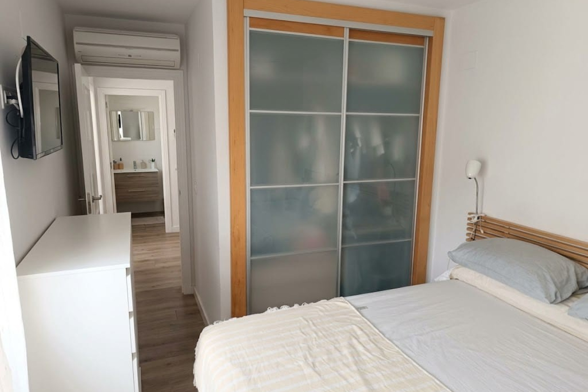 Odsprzedaż - Mieszkanie w bloku - Benidorm - Zona de Poniente