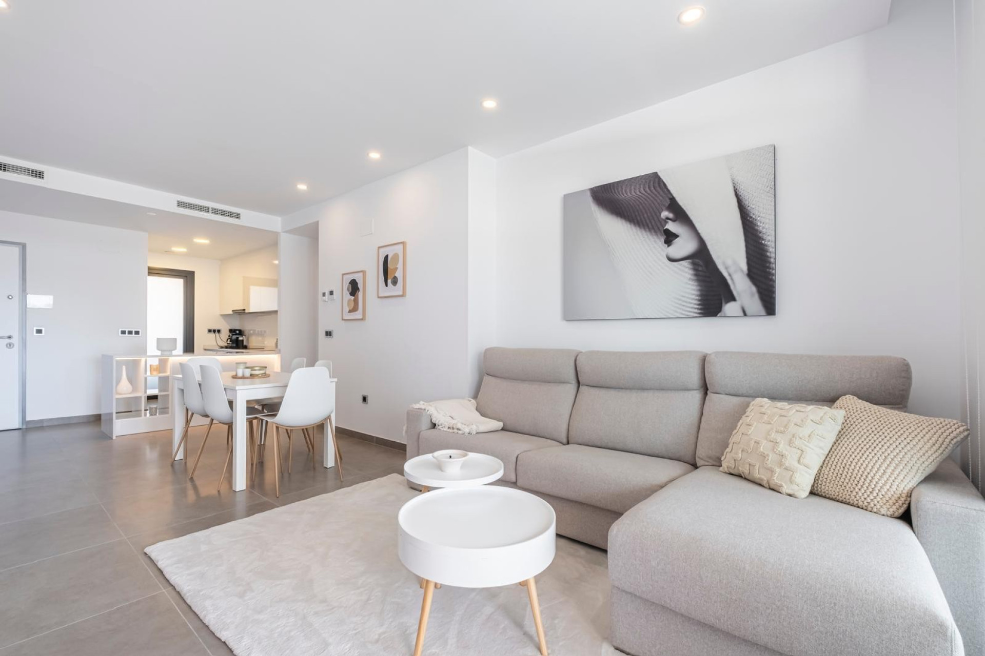 Odsprzedaż - Mieszkanie w bloku - Benidorm - Zona de Poniente