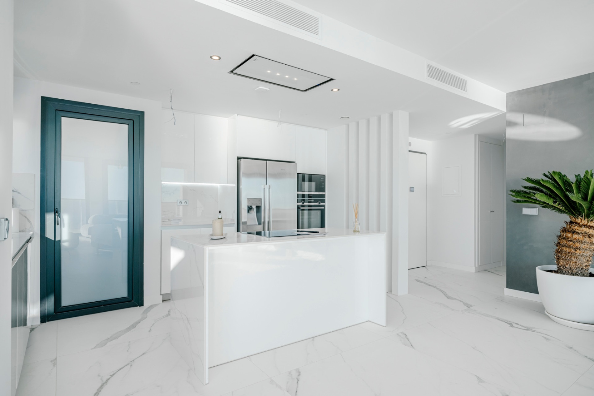 Odsprzedaż - Mieszkanie w bloku - Benidorm