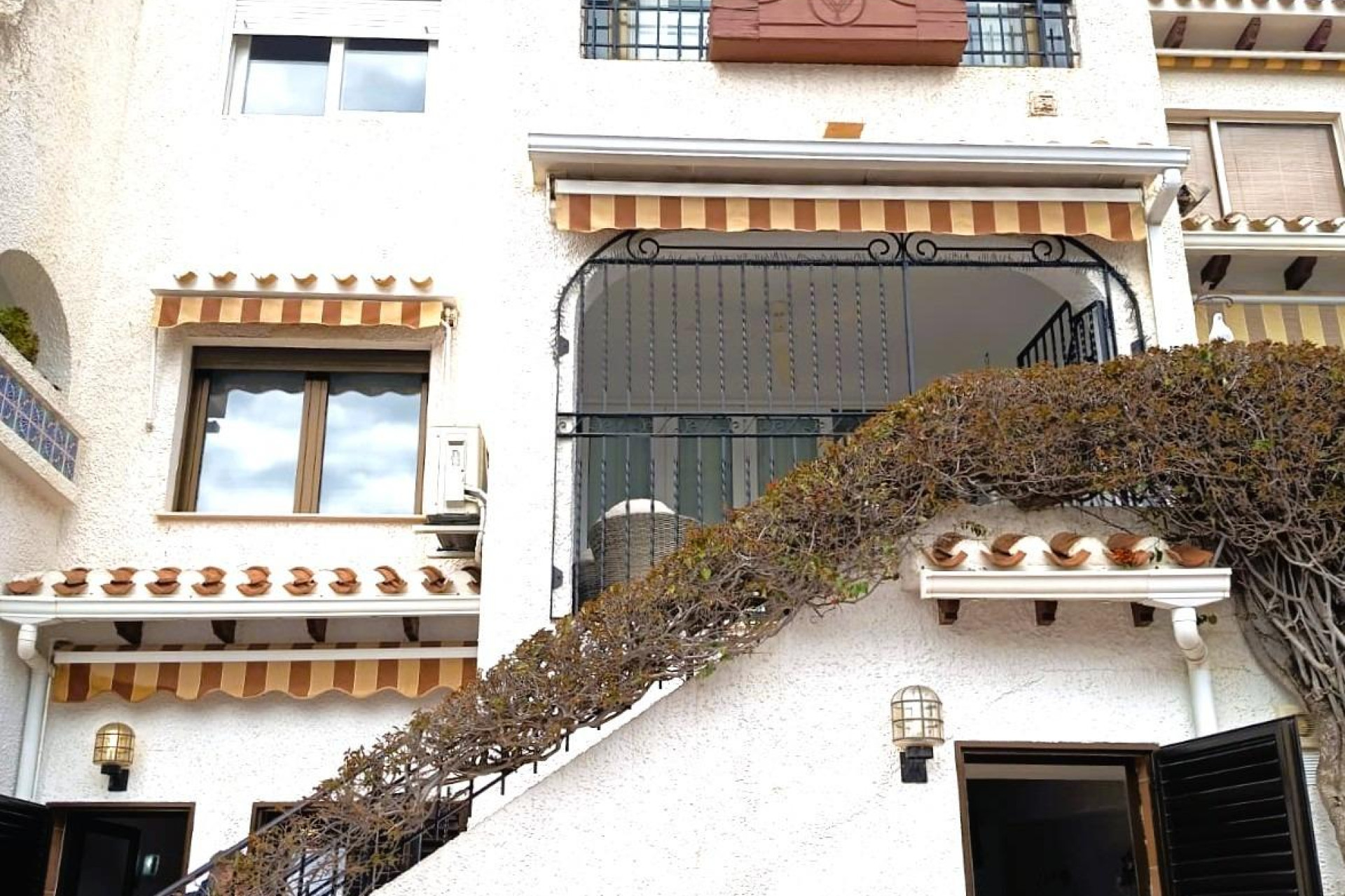 Odsprzedaż - Mieszkanie w bloku - Cabo Roig - Cala Capitan