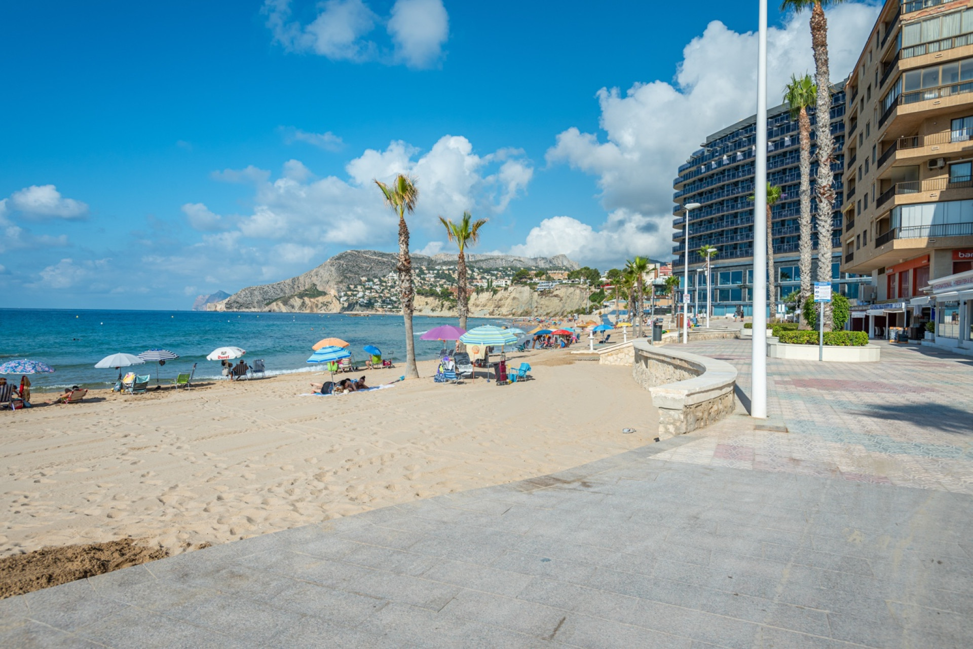 Odsprzedaż - Mieszkanie w bloku - Calpe - Centro