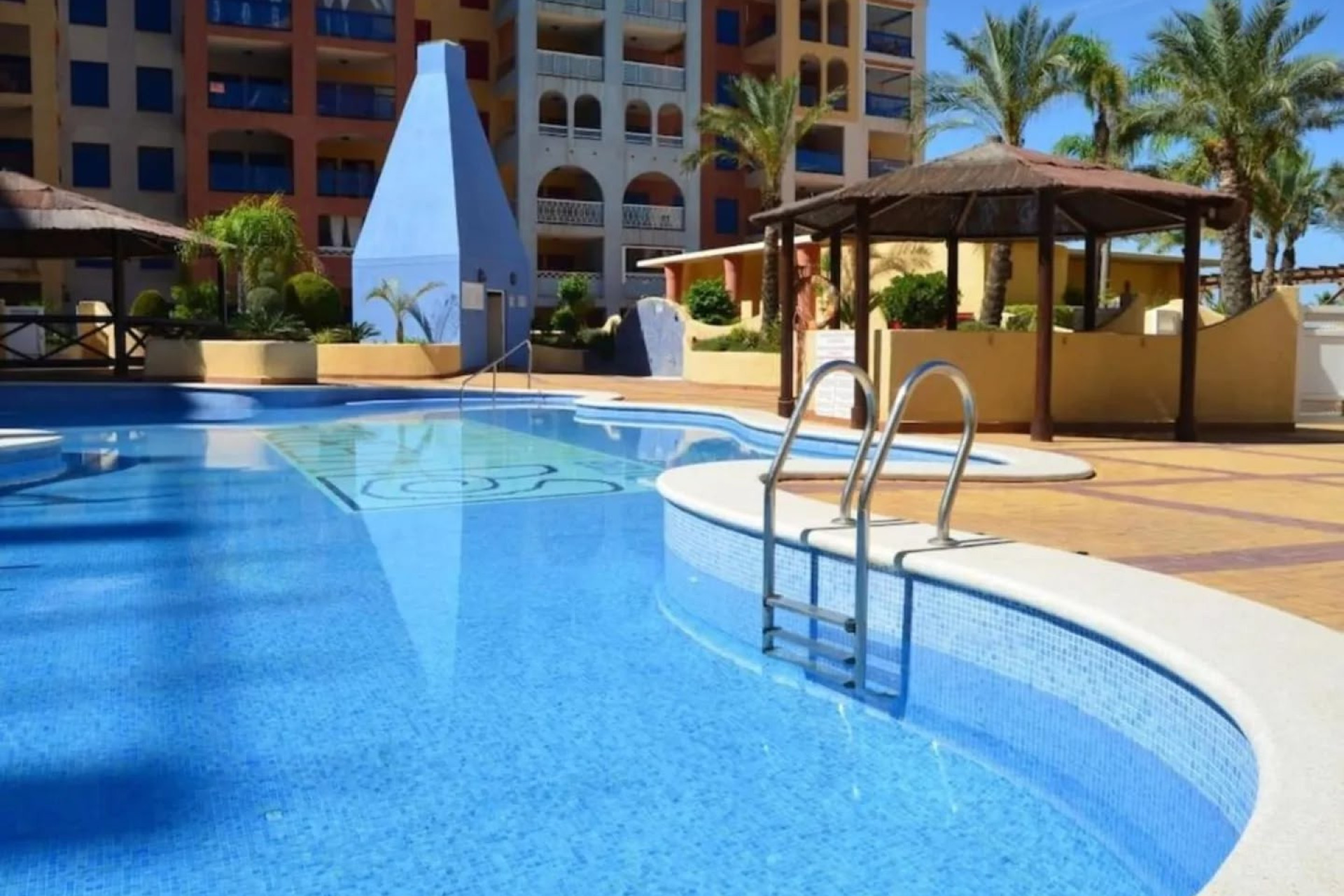 Odsprzedaż - Mieszkanie w bloku - Cartagena - Playa Honda