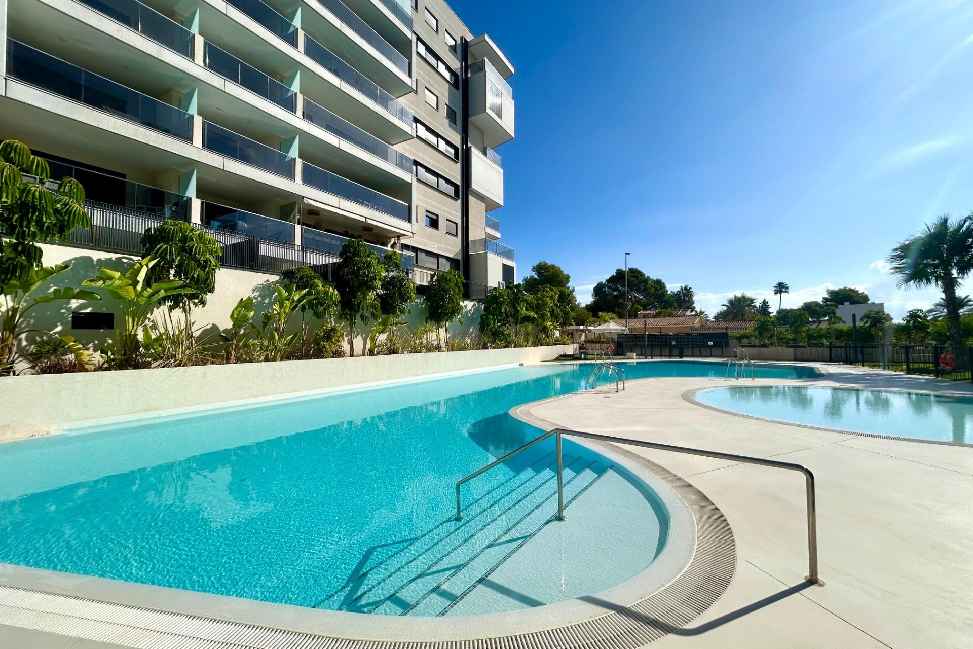 Odsprzedaż - Mieszkanie w bloku - Dehesa de Campoamor - Campoamor