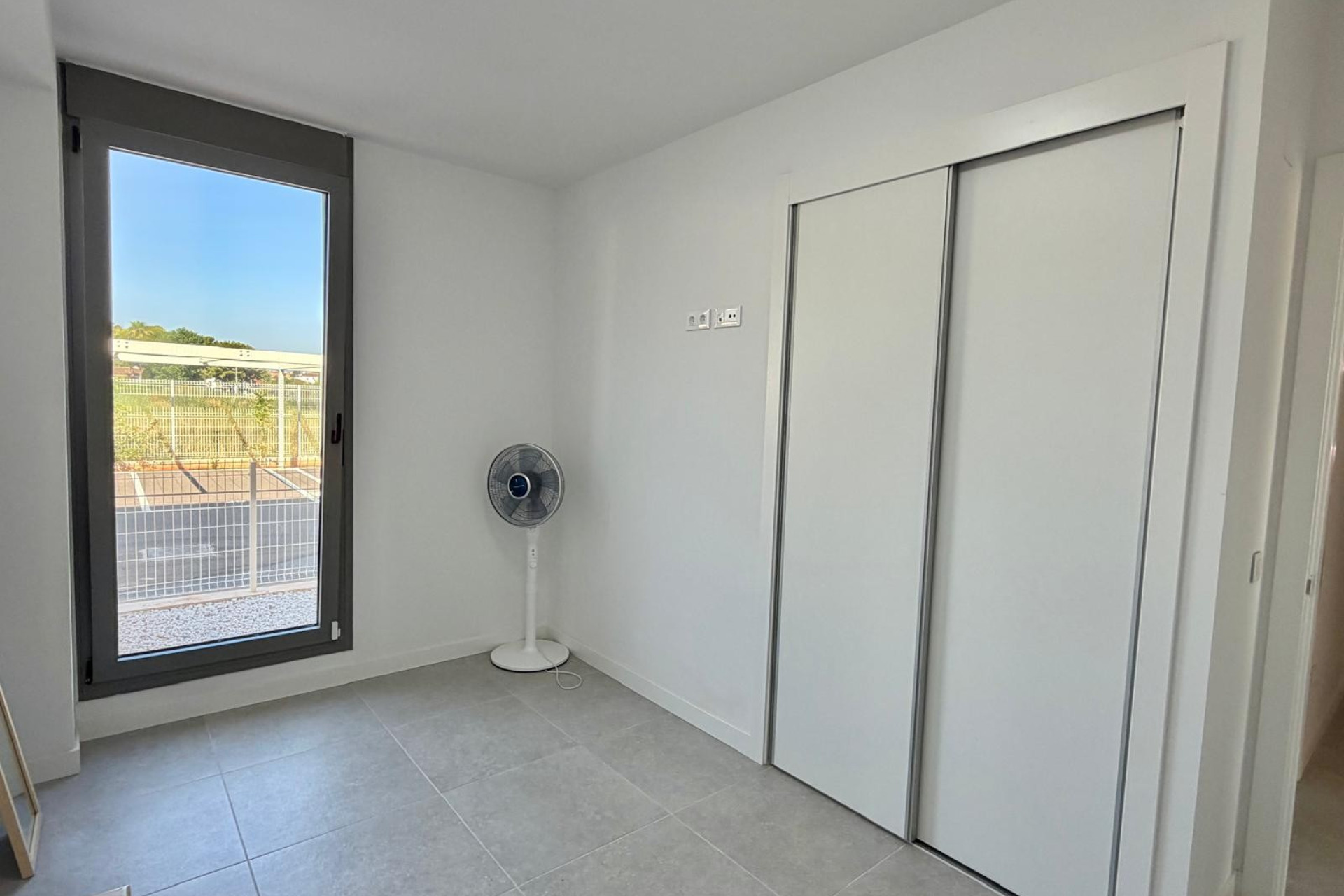 Odsprzedaż - Mieszkanie w bloku - Denia - Dénia