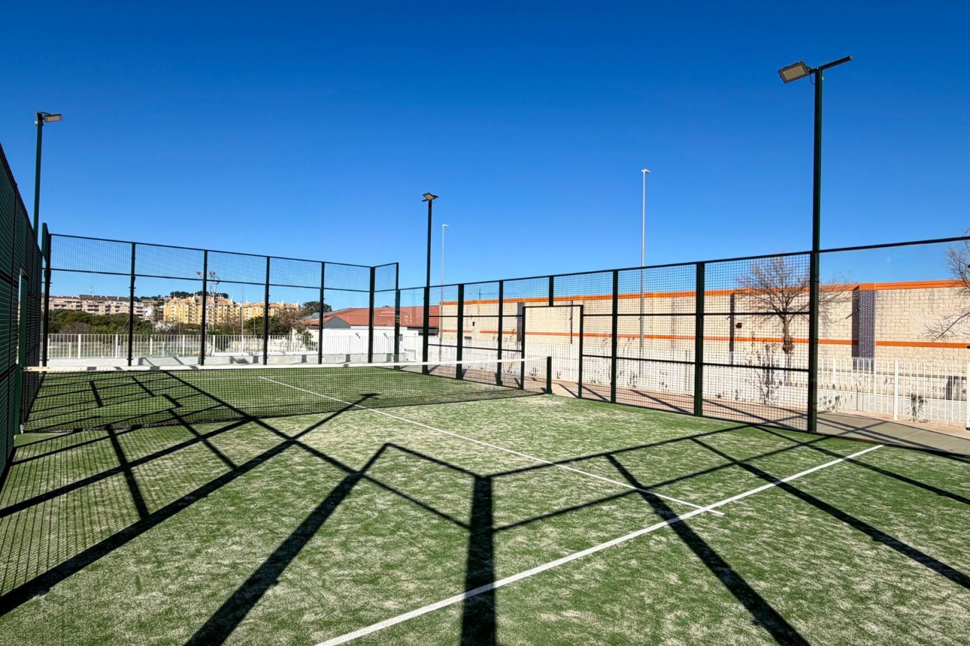 Odsprzedaż - Mieszkanie w bloku - Denia - Dénia