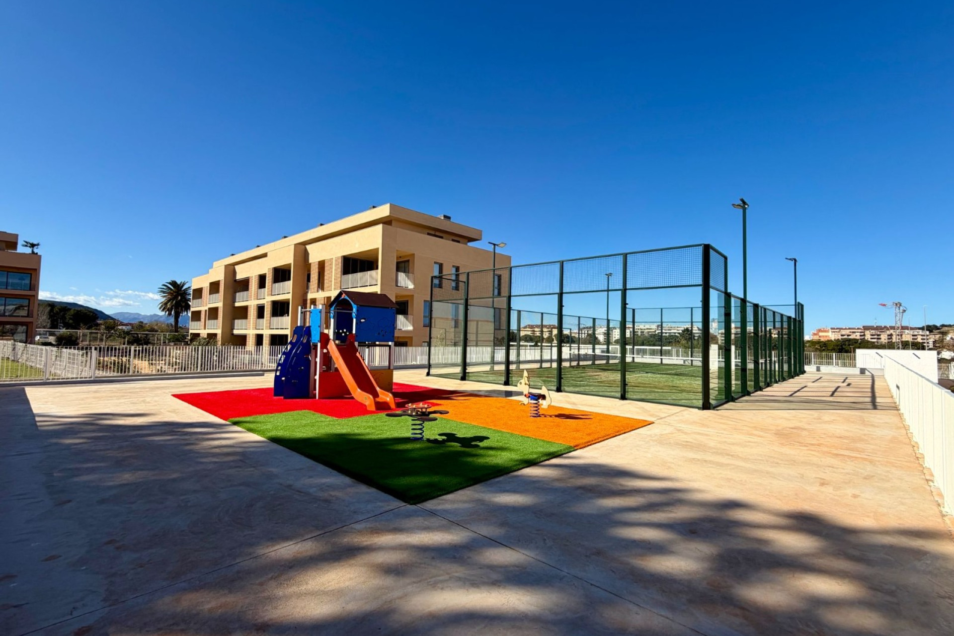 Odsprzedaż - Mieszkanie w bloku - Denia - Dénia