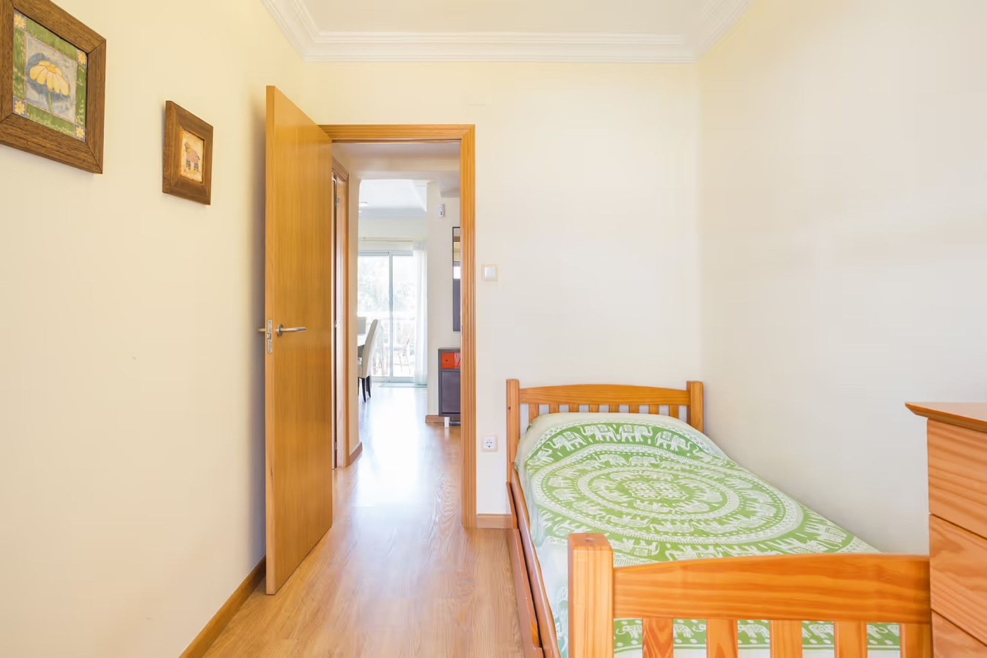 Odsprzedaż - Mieszkanie w bloku - Denia - Les Marines - Las Marinas