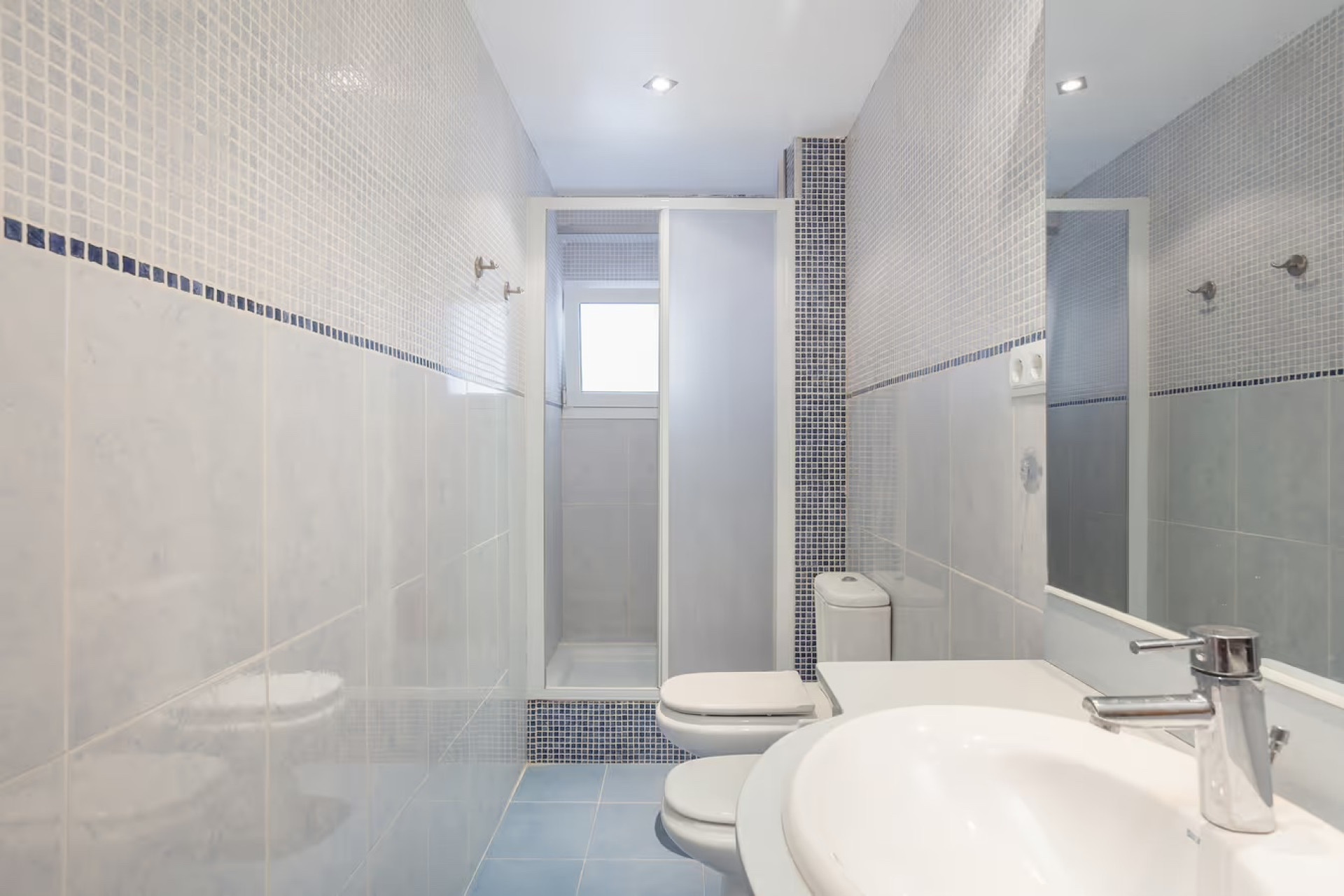 Odsprzedaż - Mieszkanie w bloku - Denia - Les Marines - Las Marinas