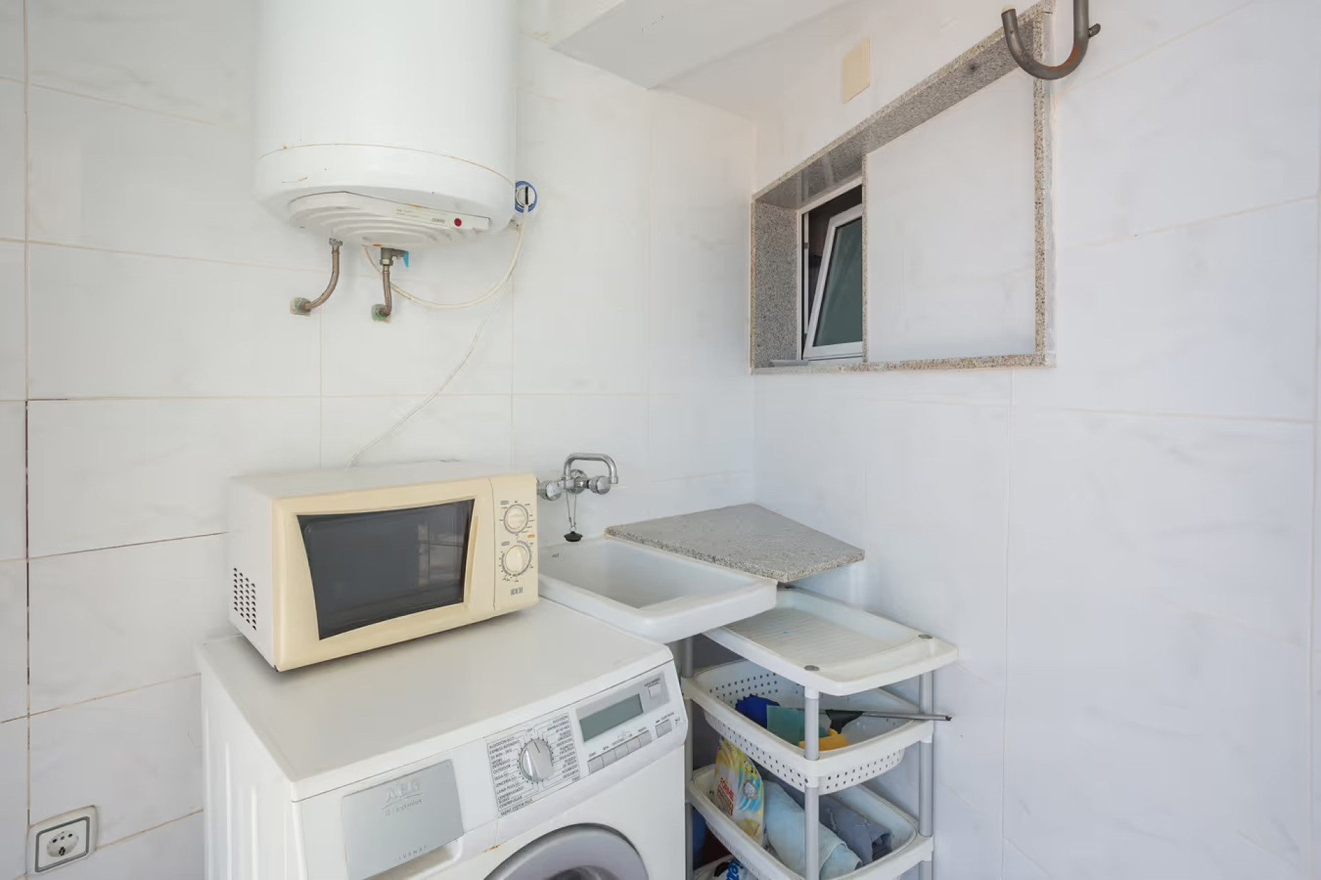 Odsprzedaż - Mieszkanie w bloku - Denia - Les Marines - Las Marinas