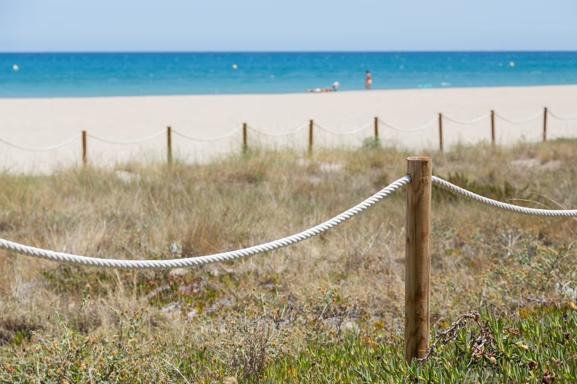 Odsprzedaż - Mieszkanie w bloku - Denia - Les Marines - Las Marinas