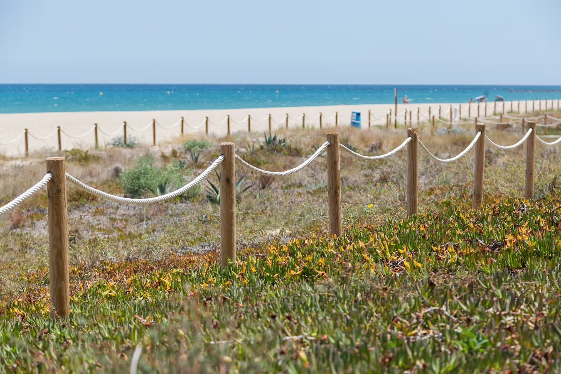 Odsprzedaż - Mieszkanie w bloku - Denia - Les Marines - Las Marinas
