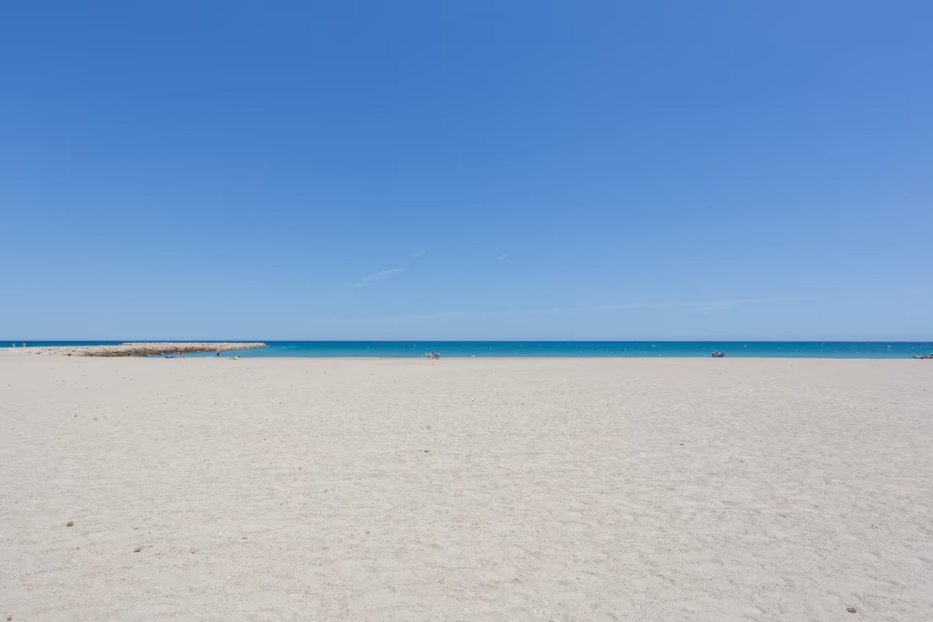 Odsprzedaż - Mieszkanie w bloku - Denia - Les Marines - Las Marinas