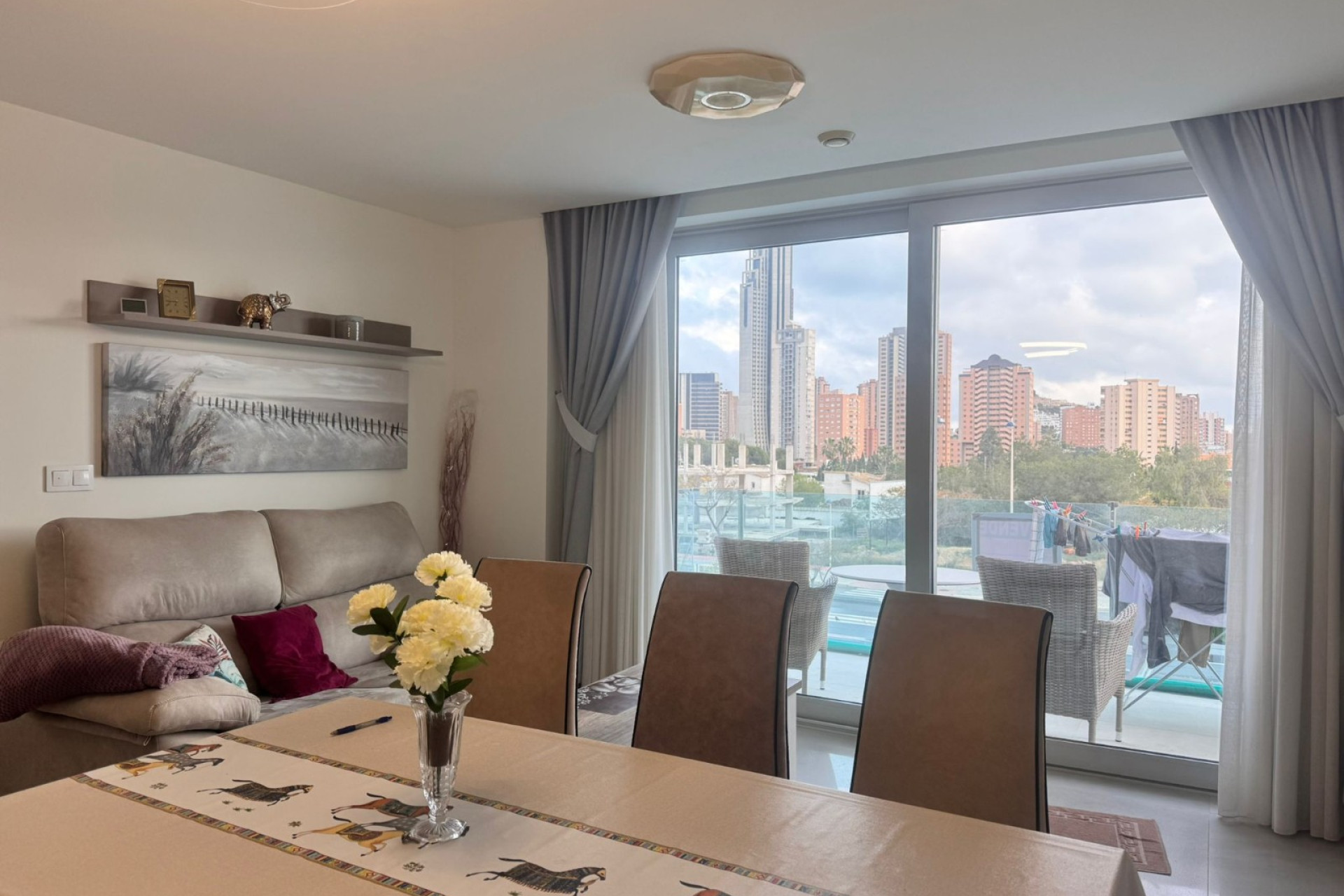 Odsprzedaż - Mieszkanie w bloku - Finestrat - Cala de Finestrat