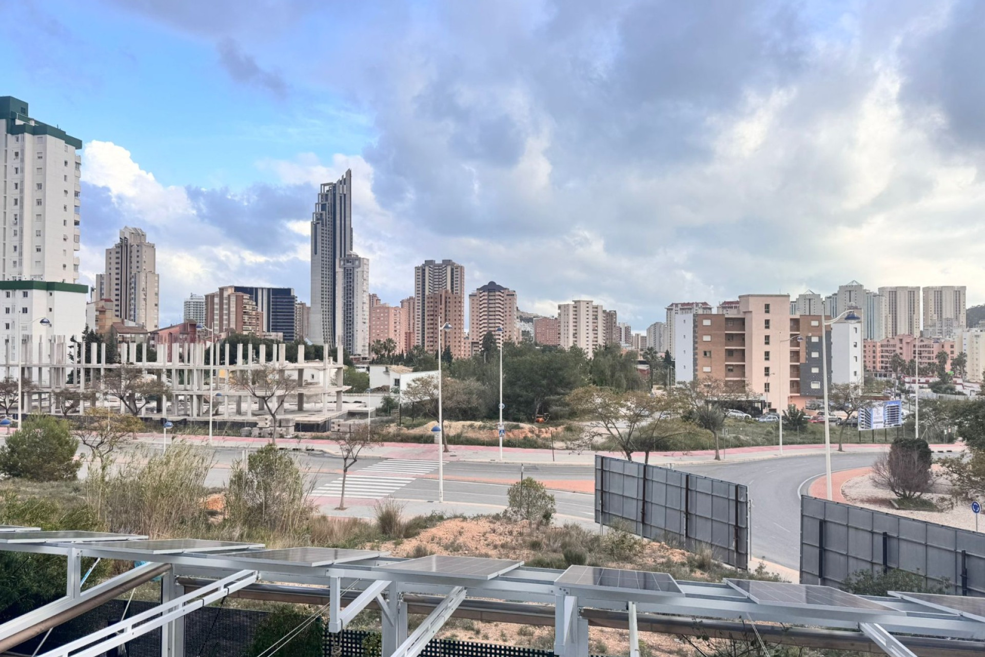 Odsprzedaż - Mieszkanie w bloku - Finestrat - Cala de Finestrat