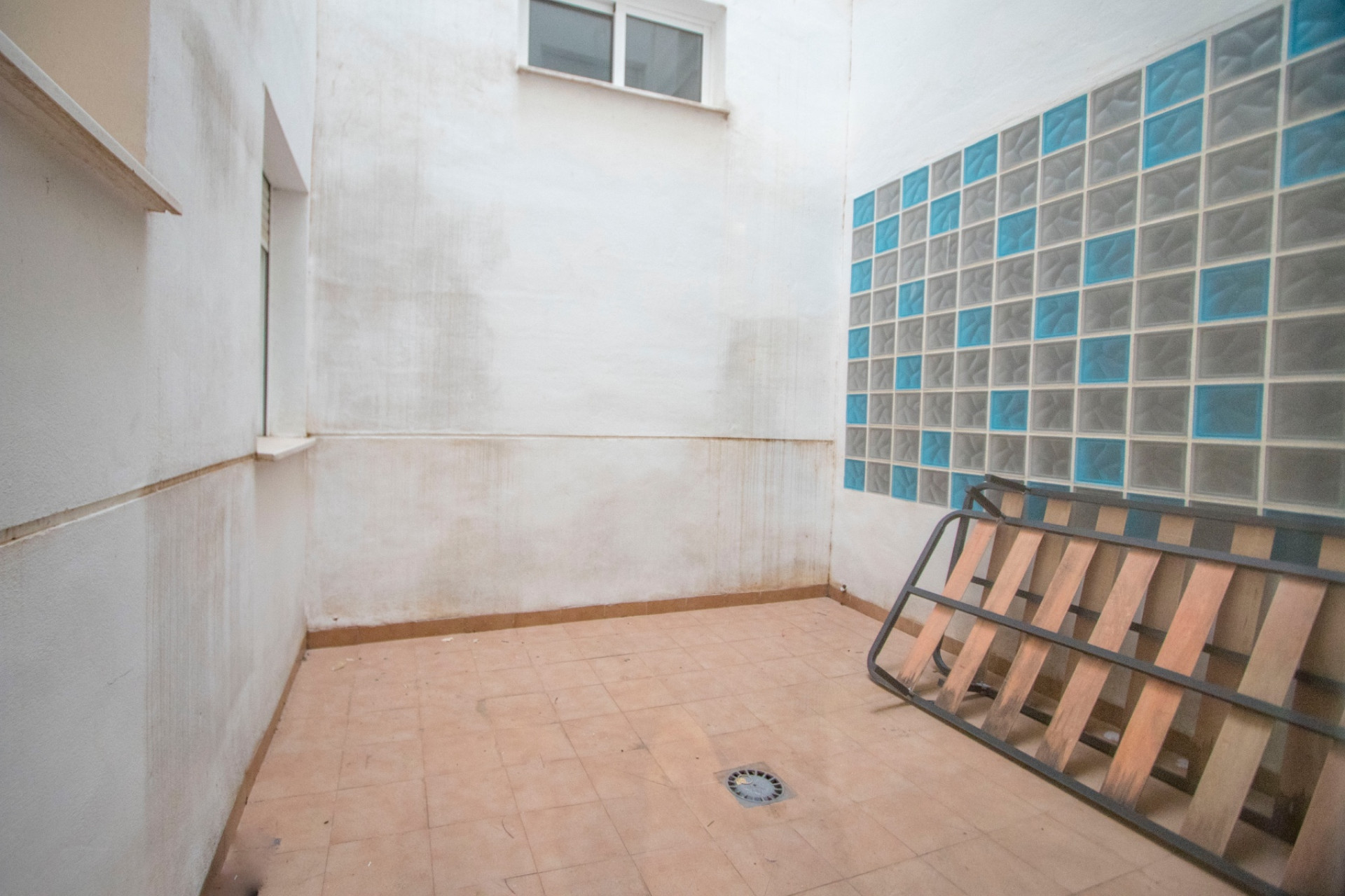 Odsprzedaż - Mieszkanie w bloku - Formentera del Segura