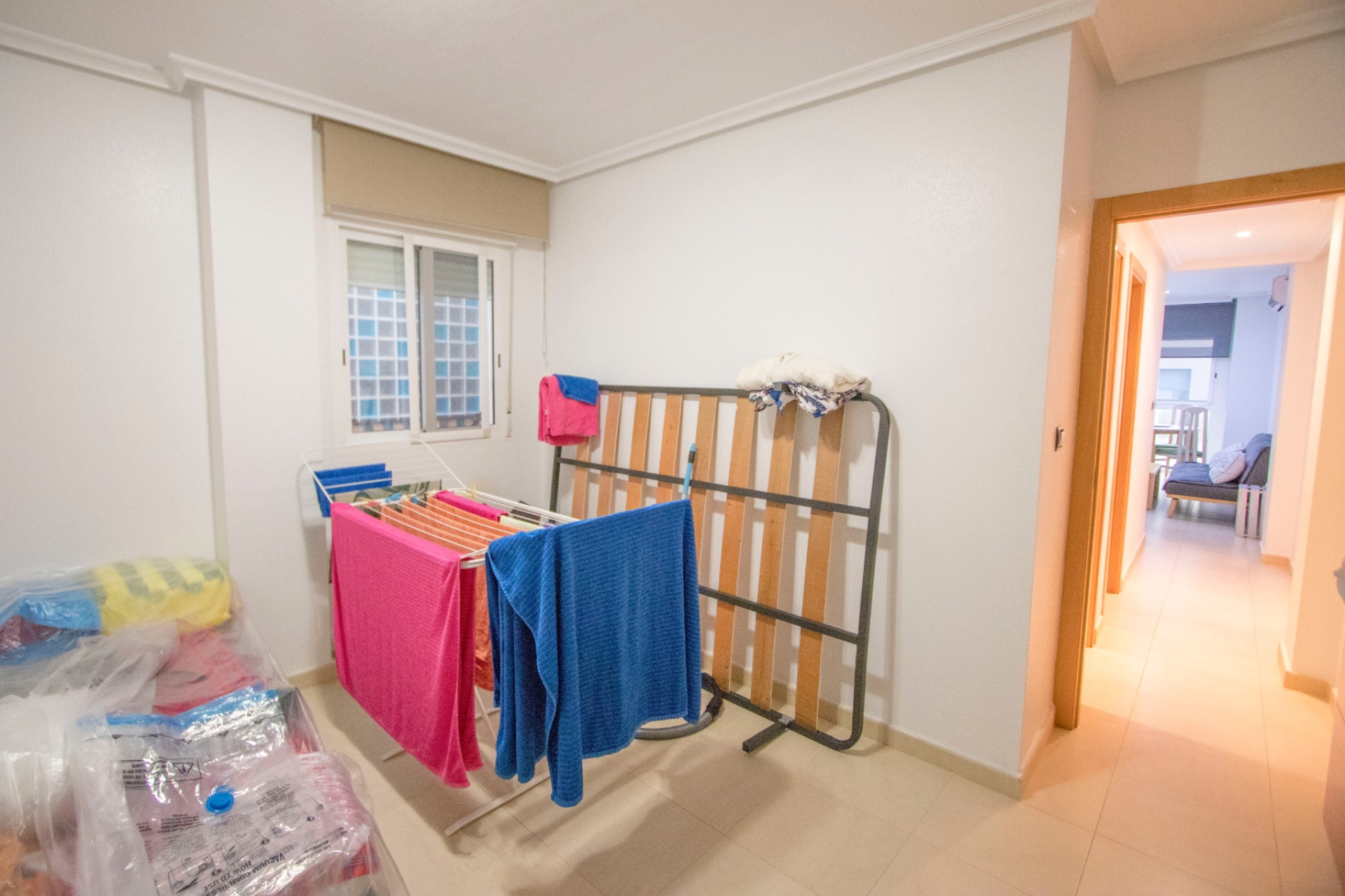 Odsprzedaż - Mieszkanie w bloku - Formentera del Segura