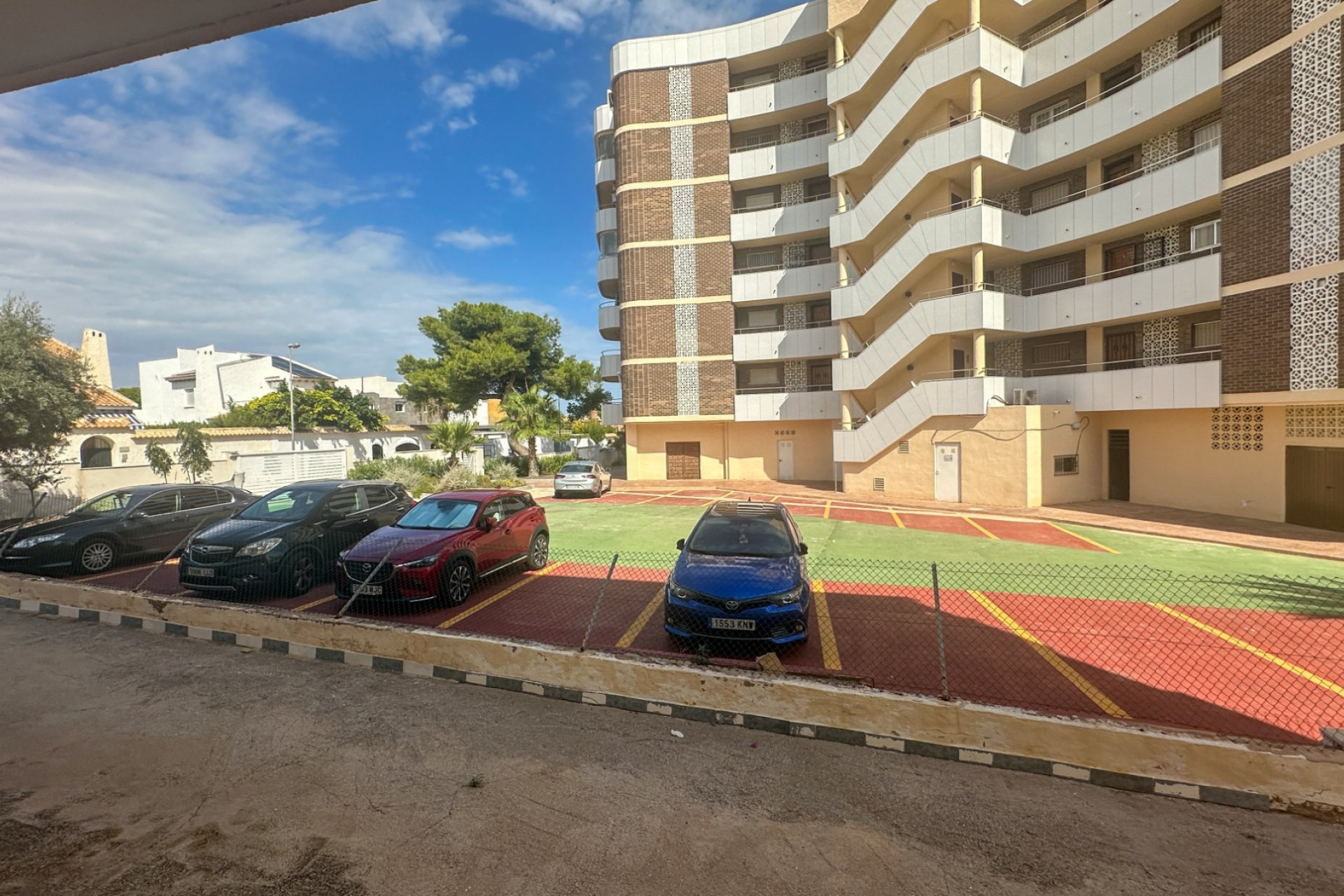 Odsprzedaż - Mieszkanie w bloku - La Zenia