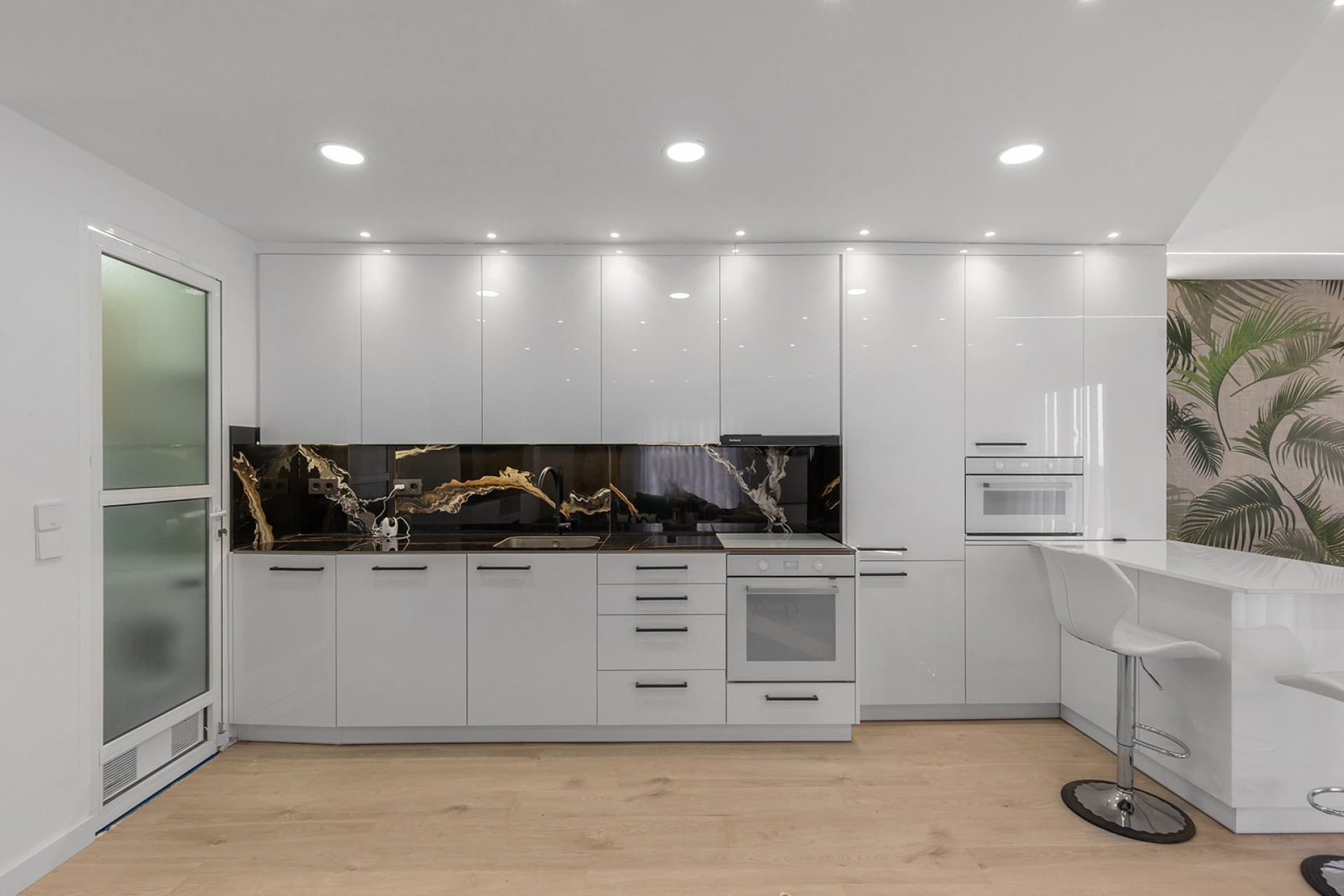 Odsprzedaż - Mieszkanie w bloku - Montesinos - Los Montesinos