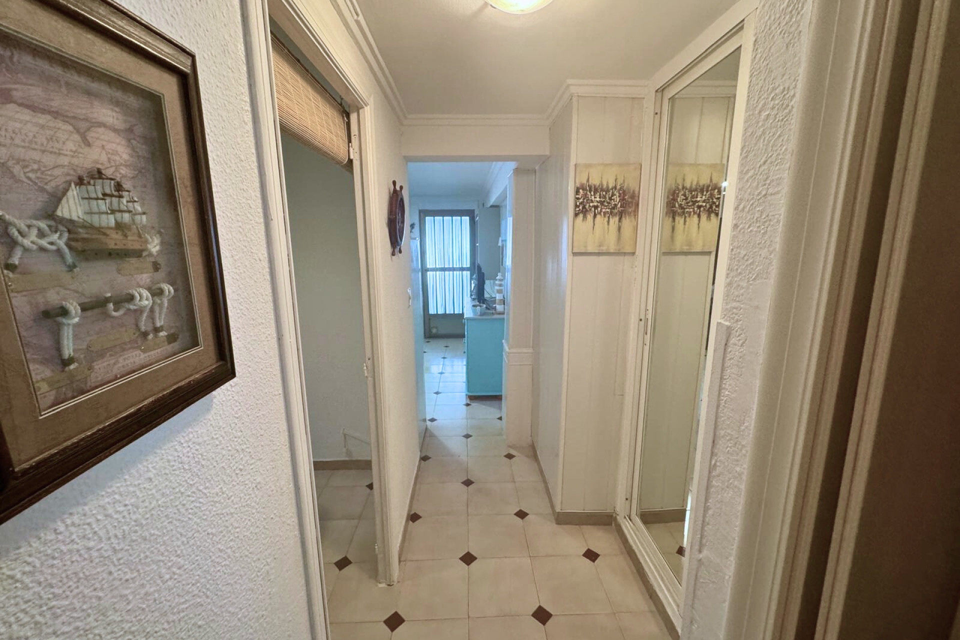 Odsprzedaż - Mieszkanie w bloku - Oliva - Oliva Playa