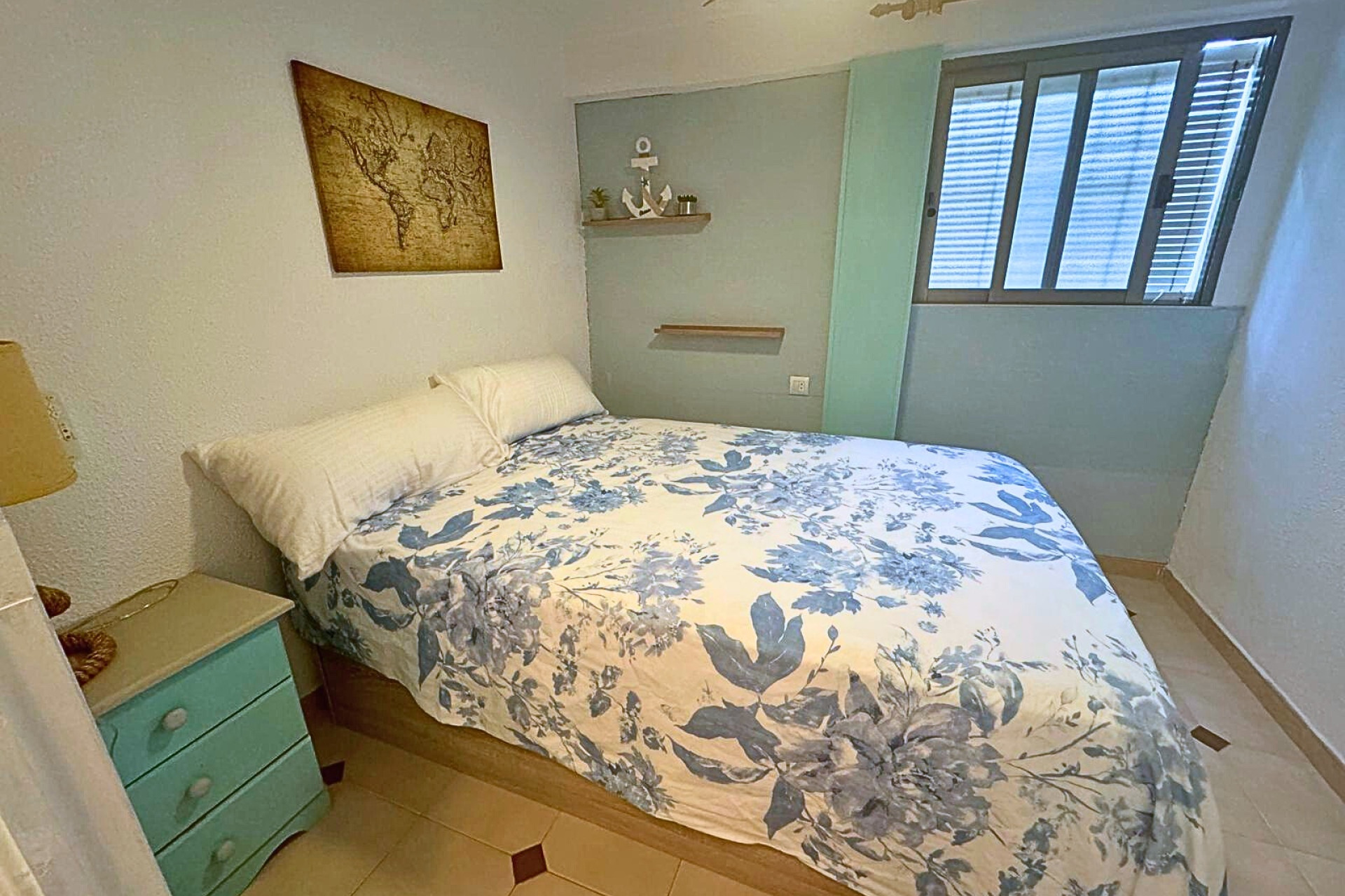 Odsprzedaż - Mieszkanie w bloku - Oliva - Oliva Playa