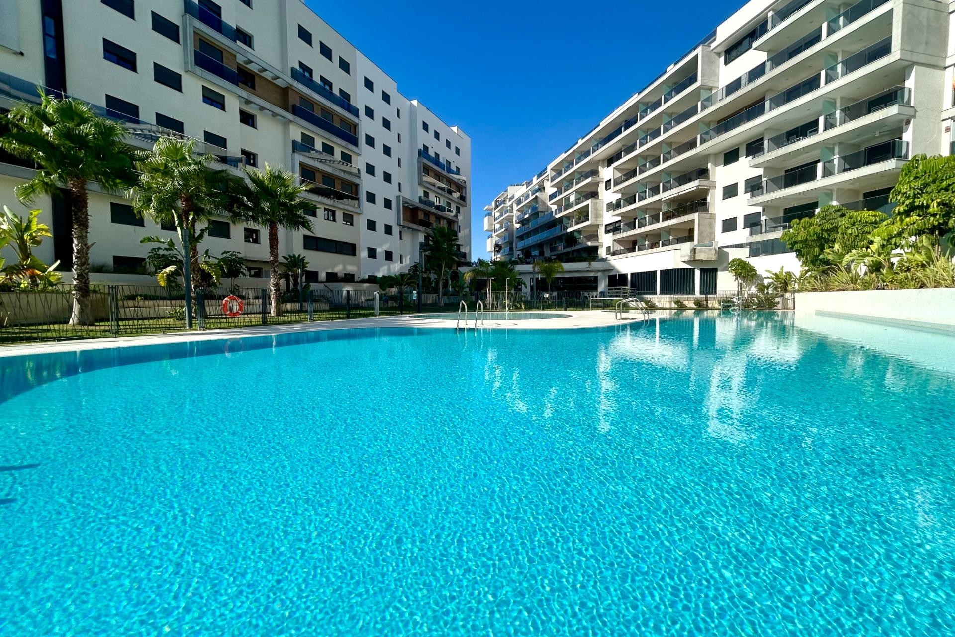 Odsprzedaż - Mieszkanie w bloku - Orihuela Costa - Altos de Campoamor