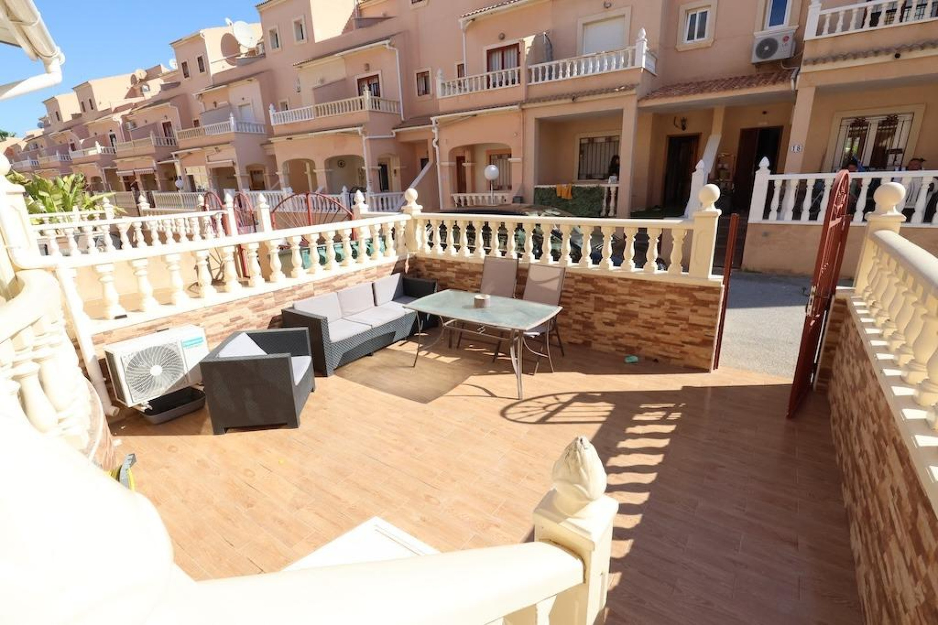 Odsprzedaż - Mieszkanie w bloku - Orihuela Costa - La Zenia
