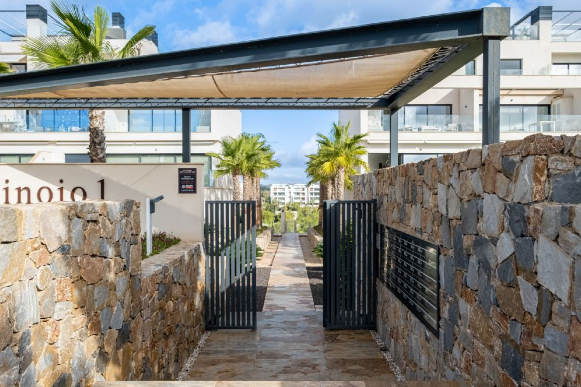 Odsprzedaż - Mieszkanie w bloku - Orihuela Costa - Las Colinas Golf