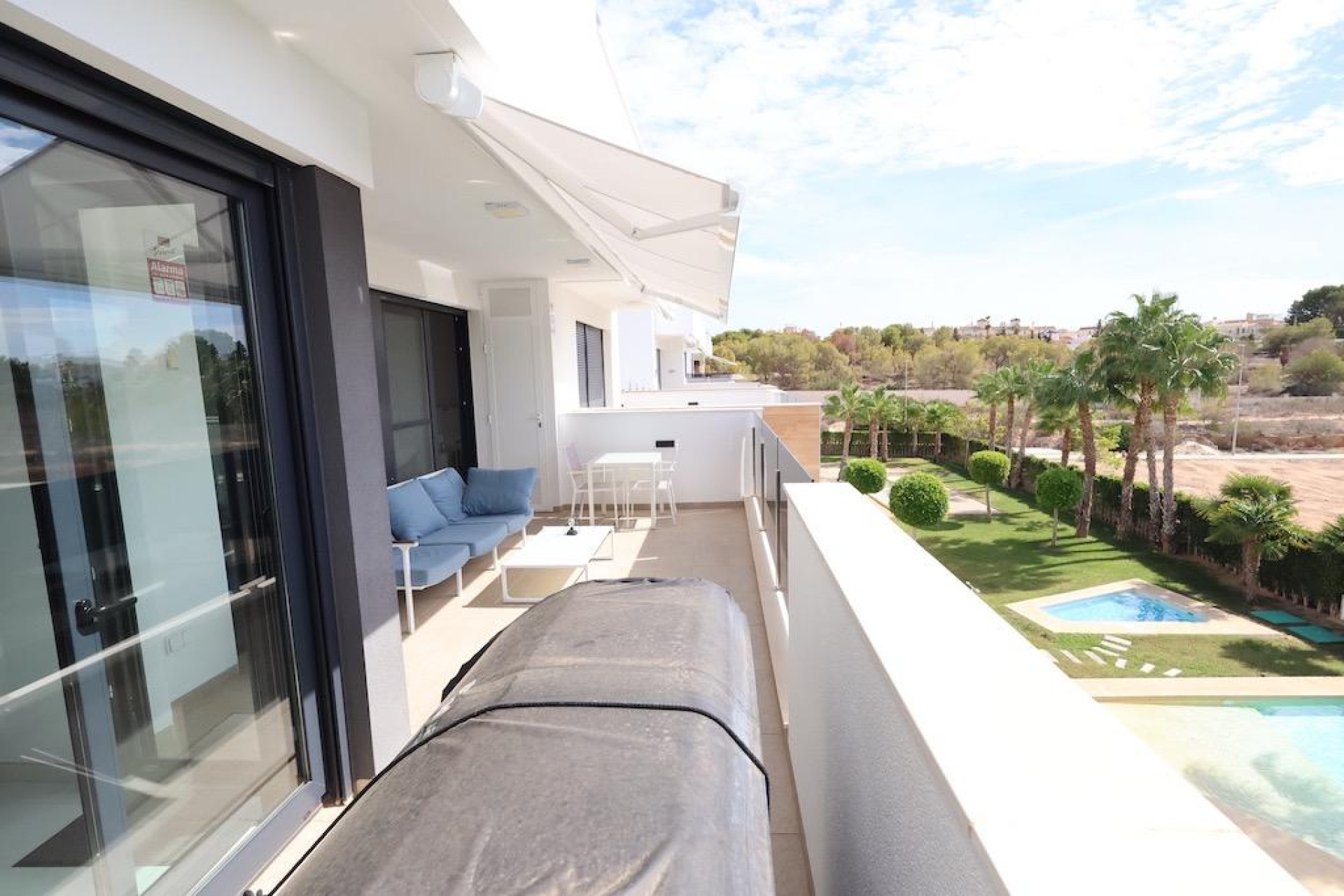 Odsprzedaż - Mieszkanie w bloku - Orihuela Costa - Las Mimosas
