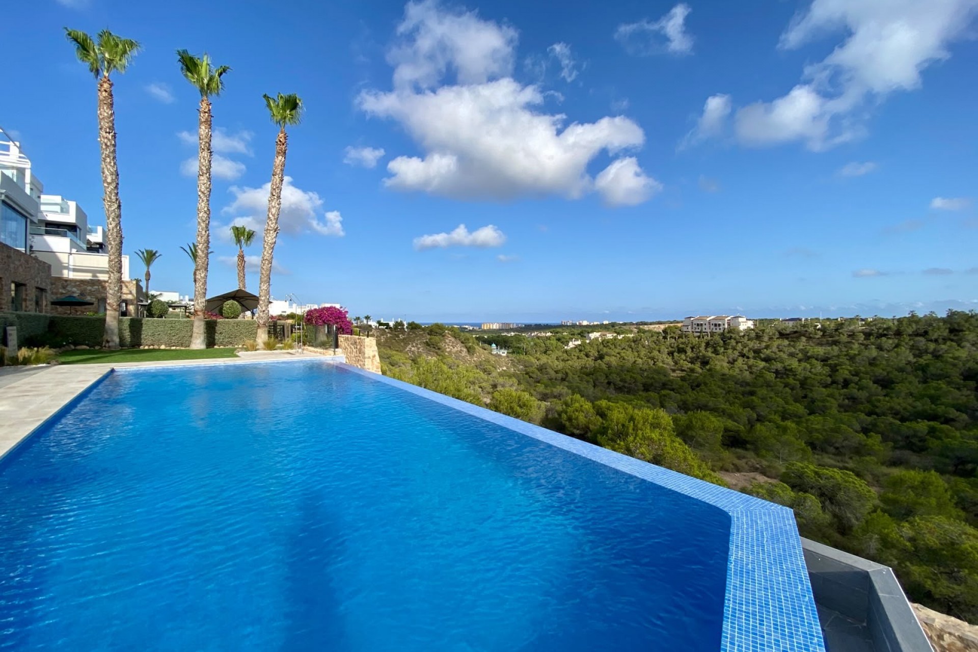Odsprzedaż - Mieszkanie w bloku - Orihuela Costa - Lomas de Campoamor-Las Ramblas