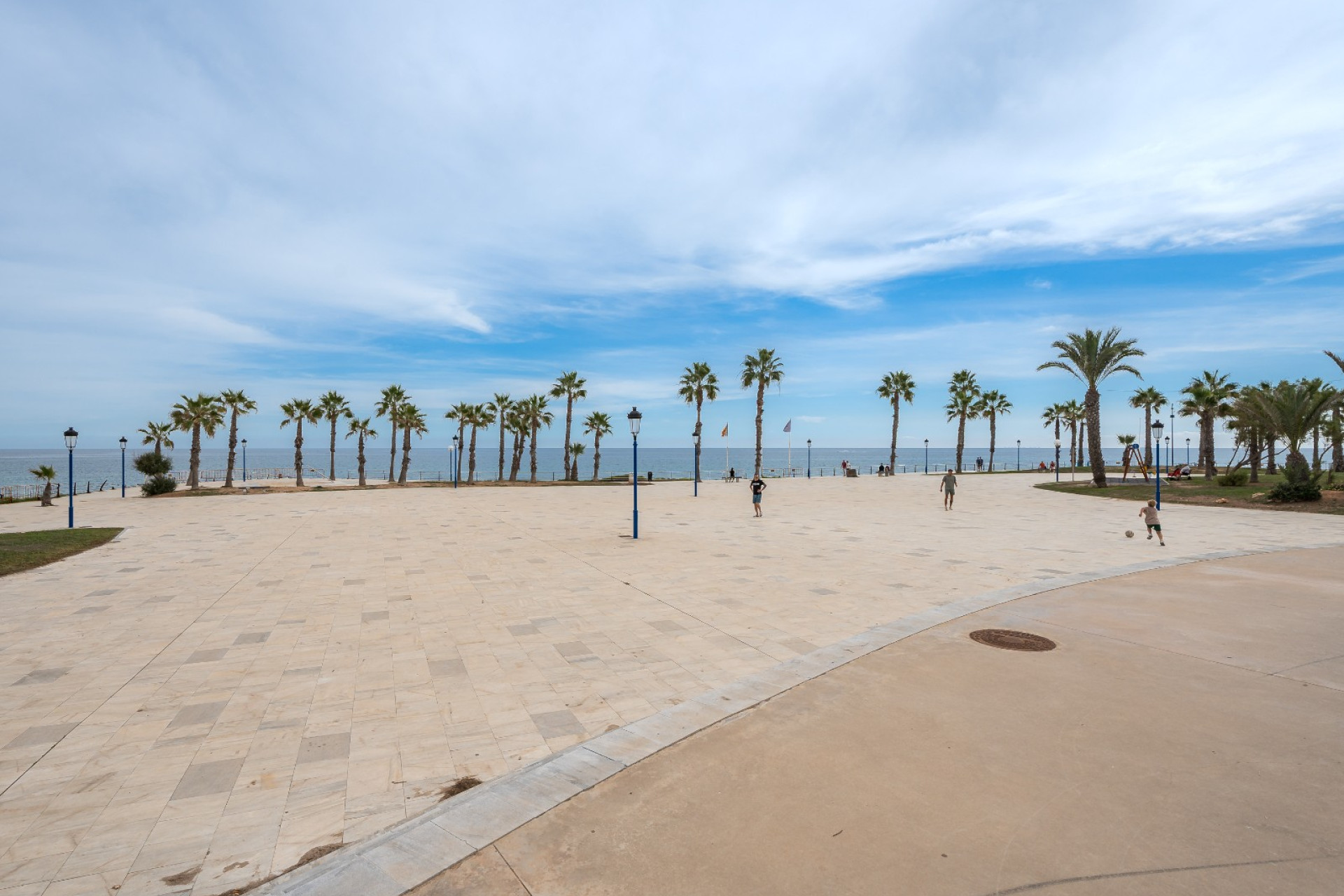 Odsprzedaż - Mieszkanie w bloku - Orihuela Costa - Playa Flamenca