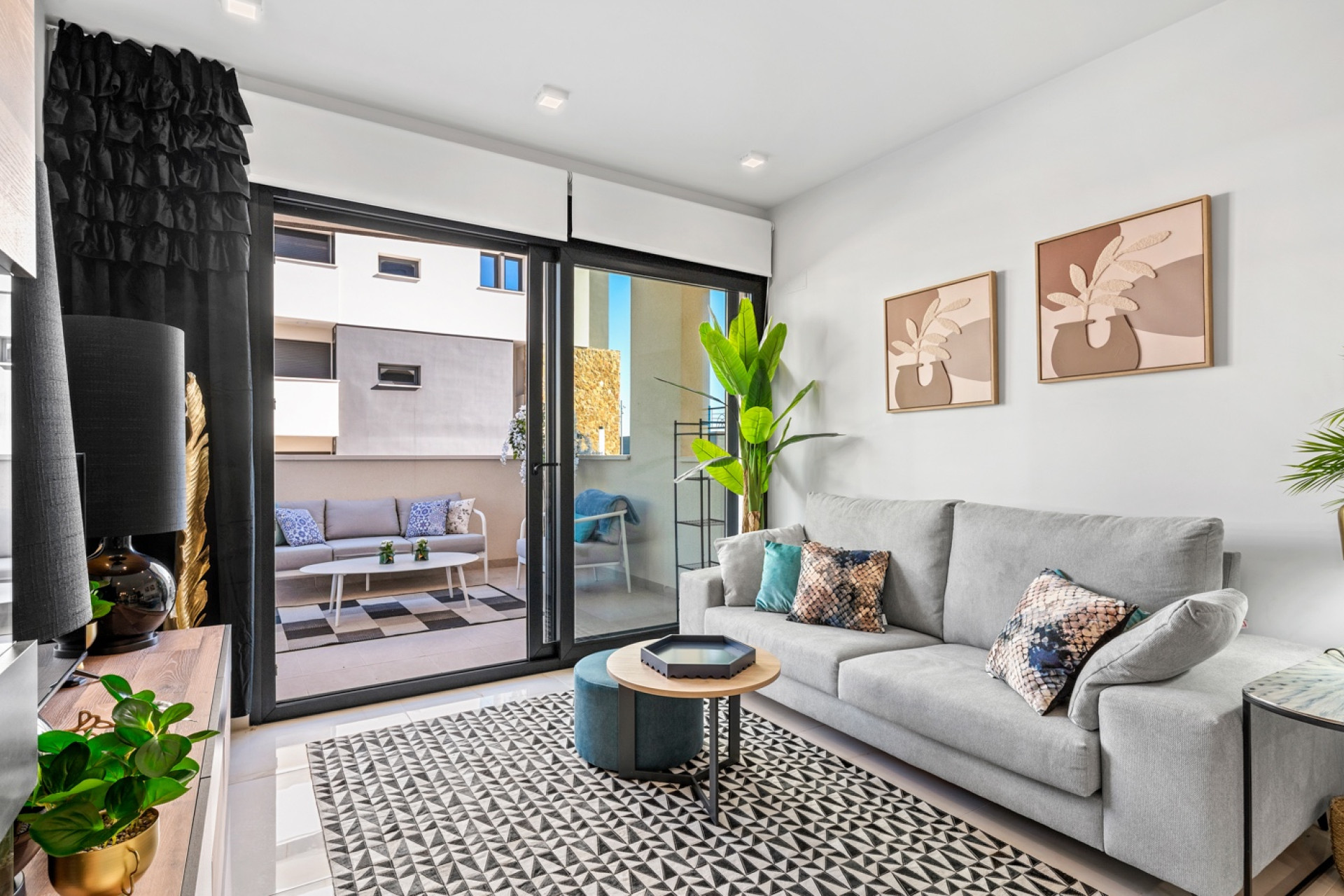 Odsprzedaż - Mieszkanie w bloku - Orihuela Costa - Playa Flamenca