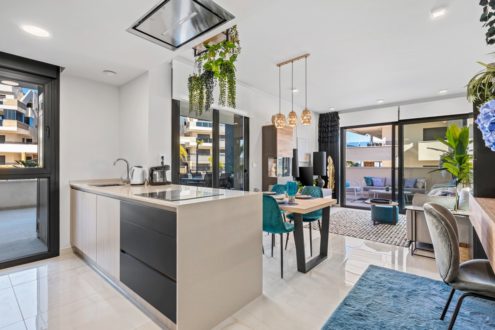 Odsprzedaż - Mieszkanie w bloku - Orihuela Costa - Playa Flamenca