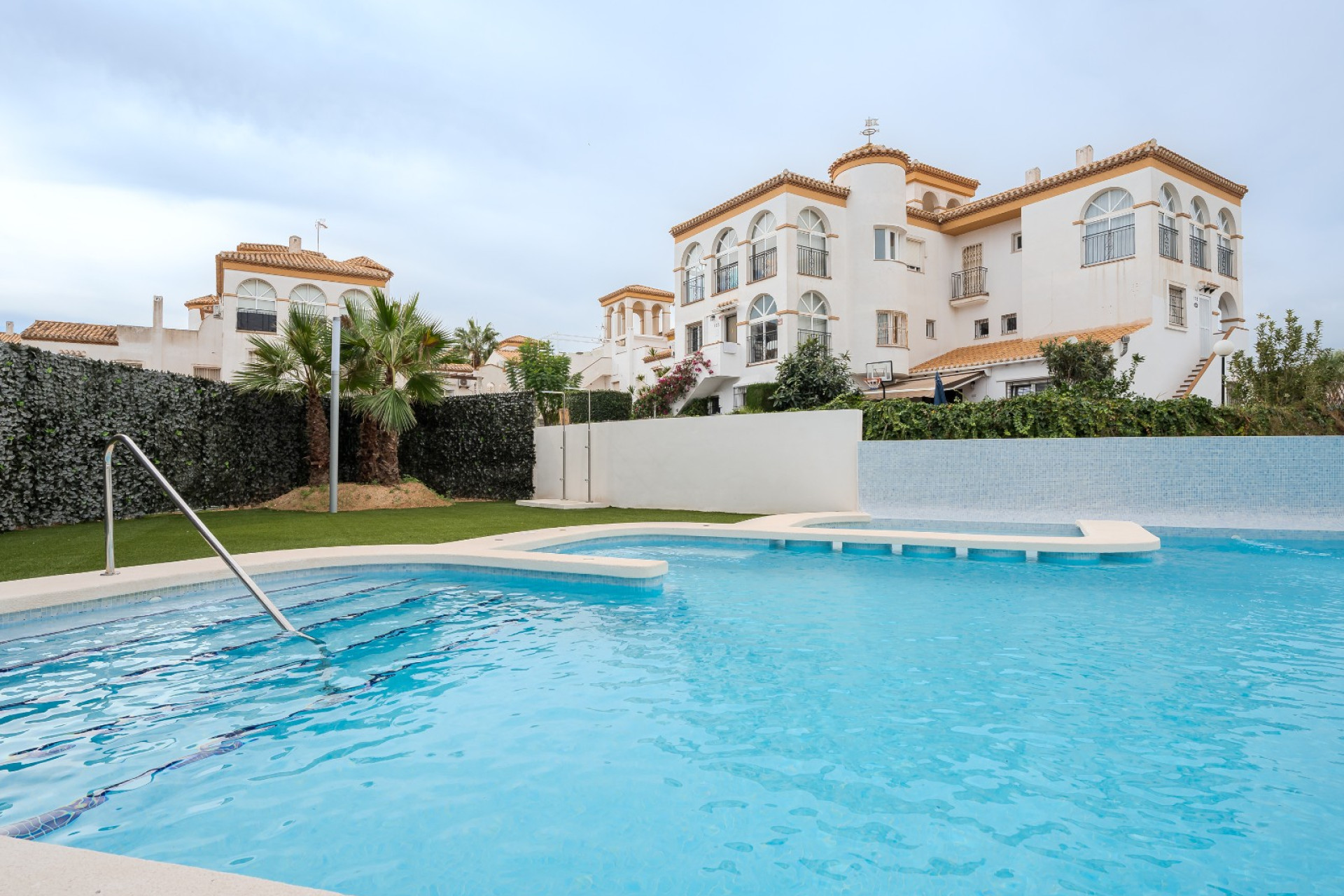 Odsprzedaż - Mieszkanie w bloku - Orihuela Costa - Playa Flamenca