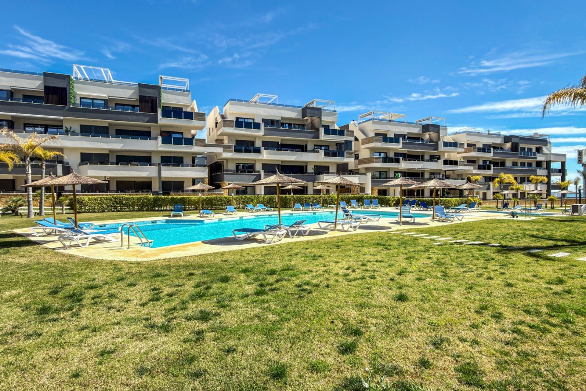 Odsprzedaż - Mieszkanie w bloku - Orihuela Costa - Playa Flamenca