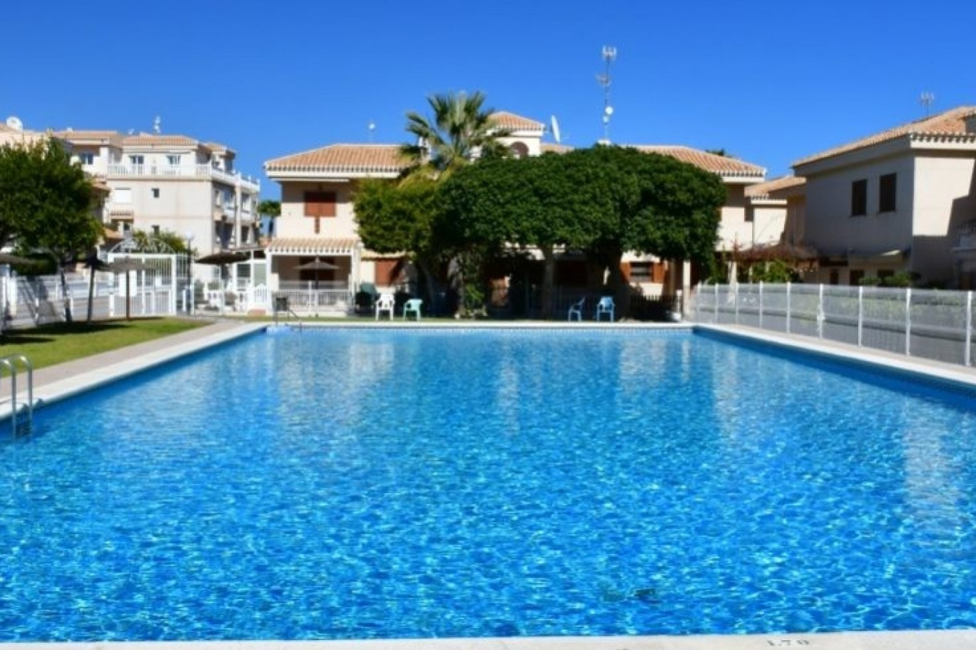 Odsprzedaż - Mieszkanie w bloku - Orihuela Costa - Playa Flamenca