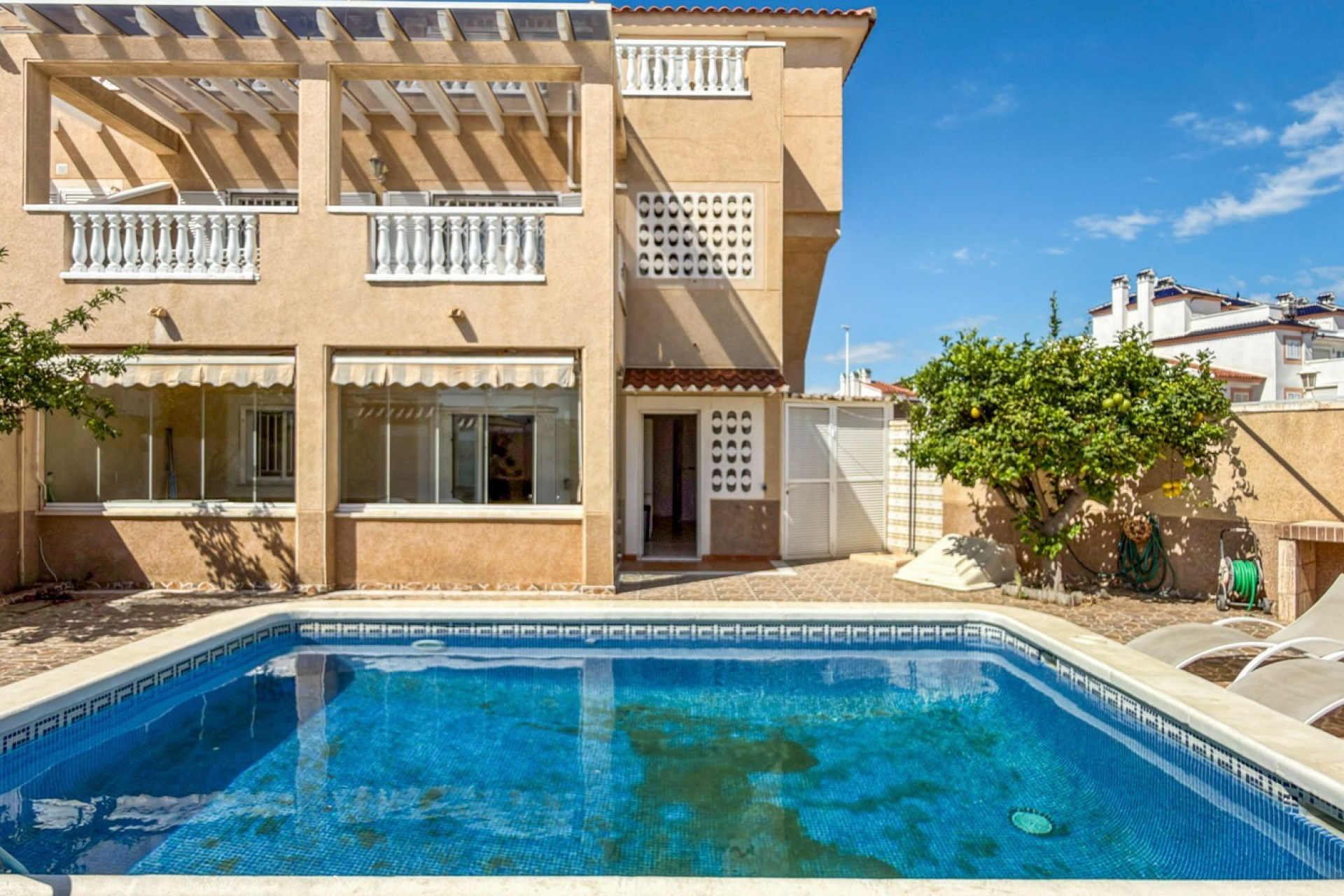 Odsprzedaż - Mieszkanie w bloku - Orihuela Costa - Playa Flamenca