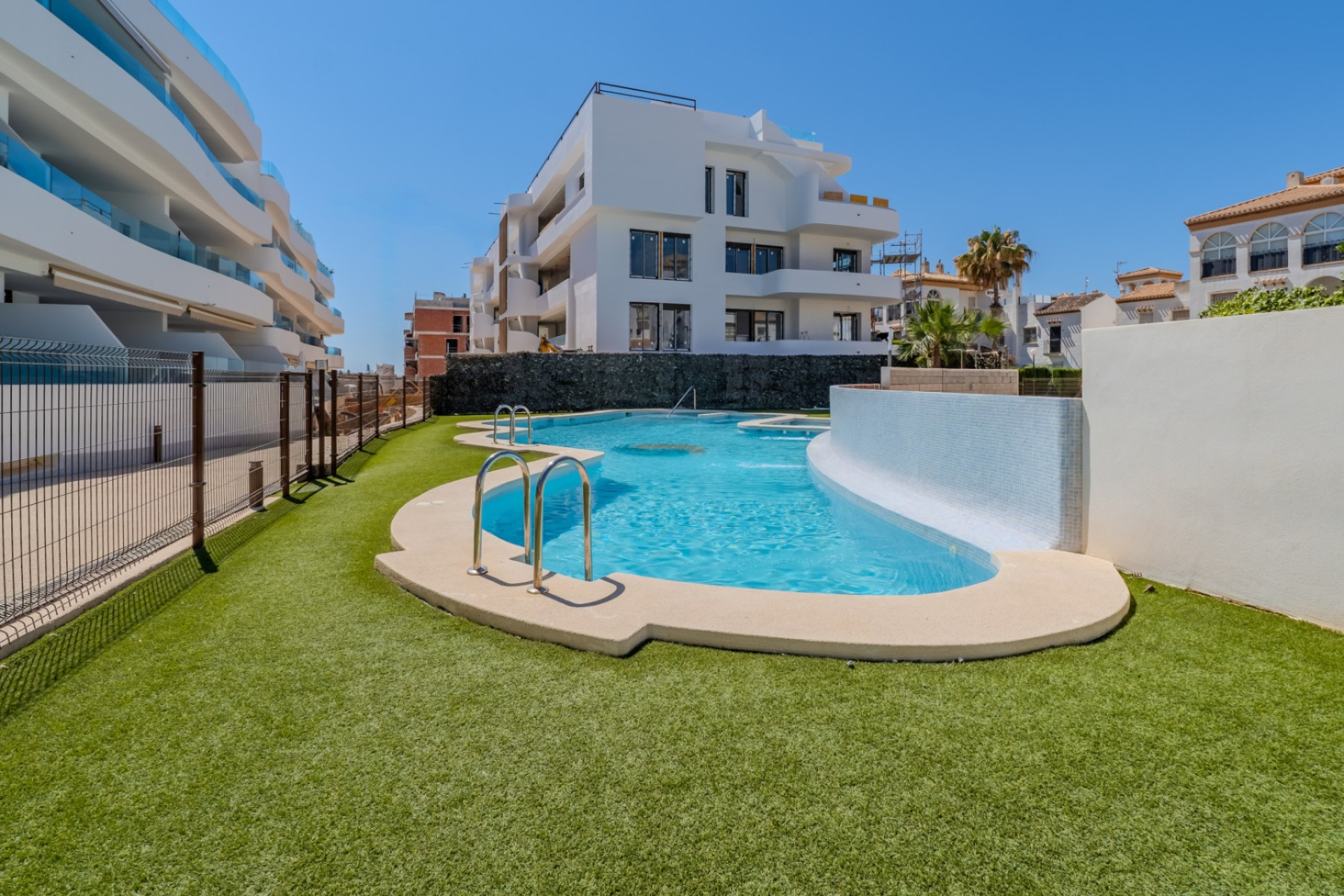 Odsprzedaż - Mieszkanie w bloku - Orihuela Costa - Playa Flamenca