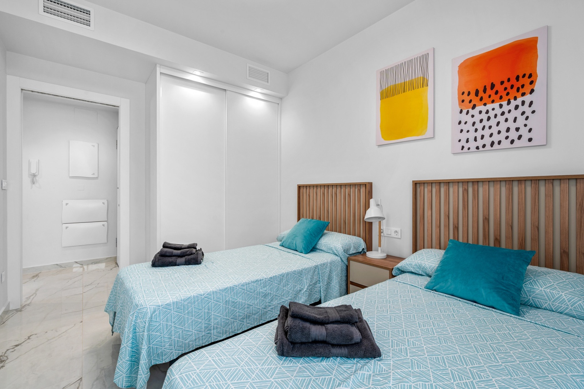 Odsprzedaż - Mieszkanie w bloku - Orihuela Costa - Playa Flamenca