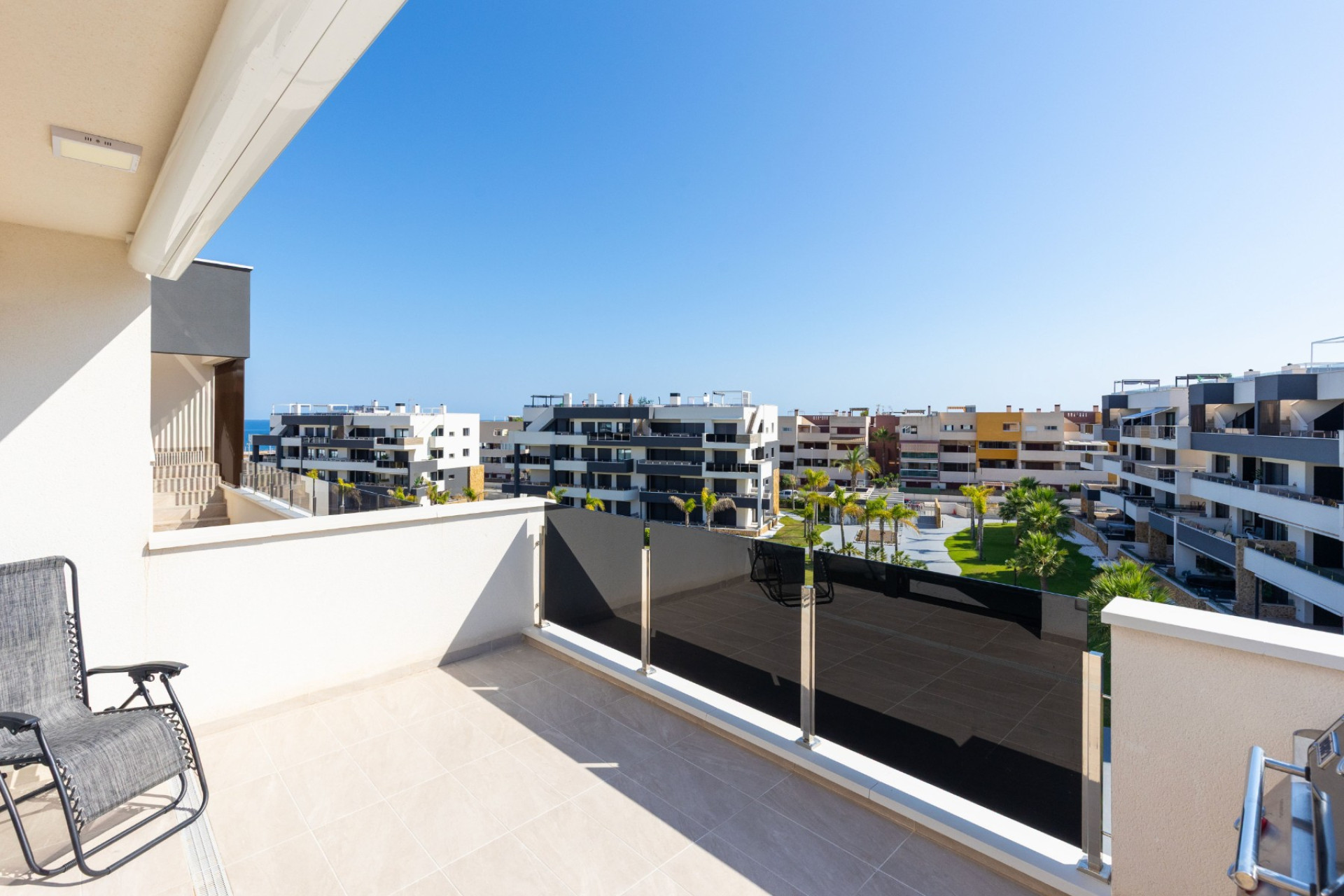 Odsprzedaż - Mieszkanie w bloku - Orihuela Costa - Playa Flamenca