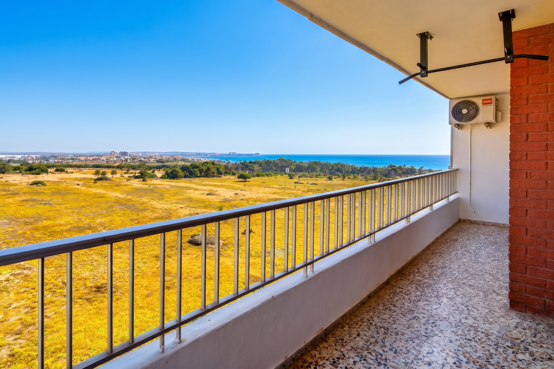 Odsprzedaż - Mieszkanie w bloku - Orihuela Costa - Punta Prima