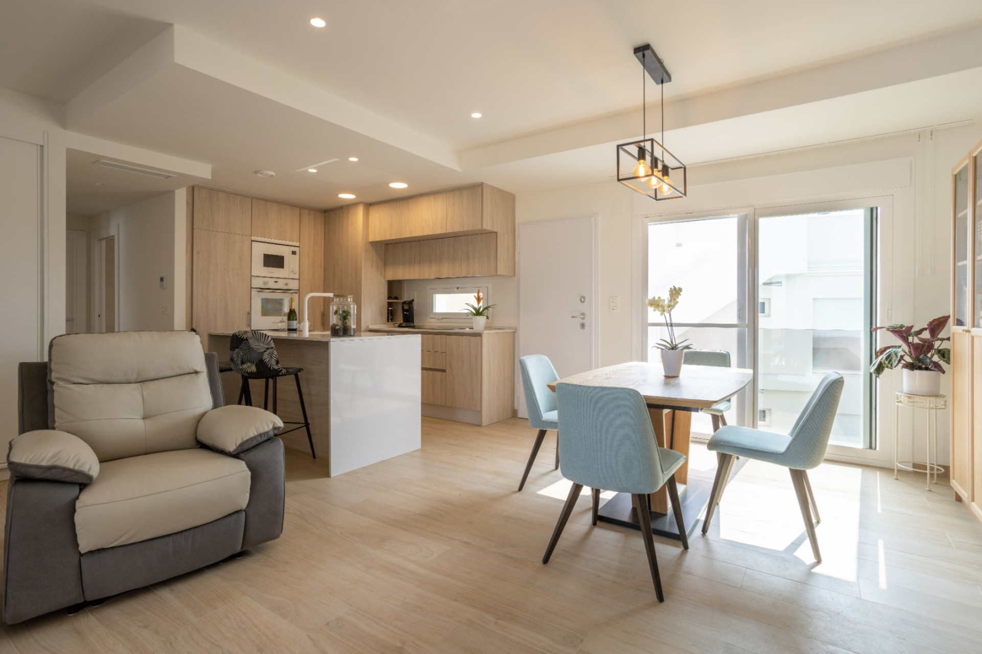 Odsprzedaż - Mieszkanie w bloku - Orihuela Costa - Villamartín