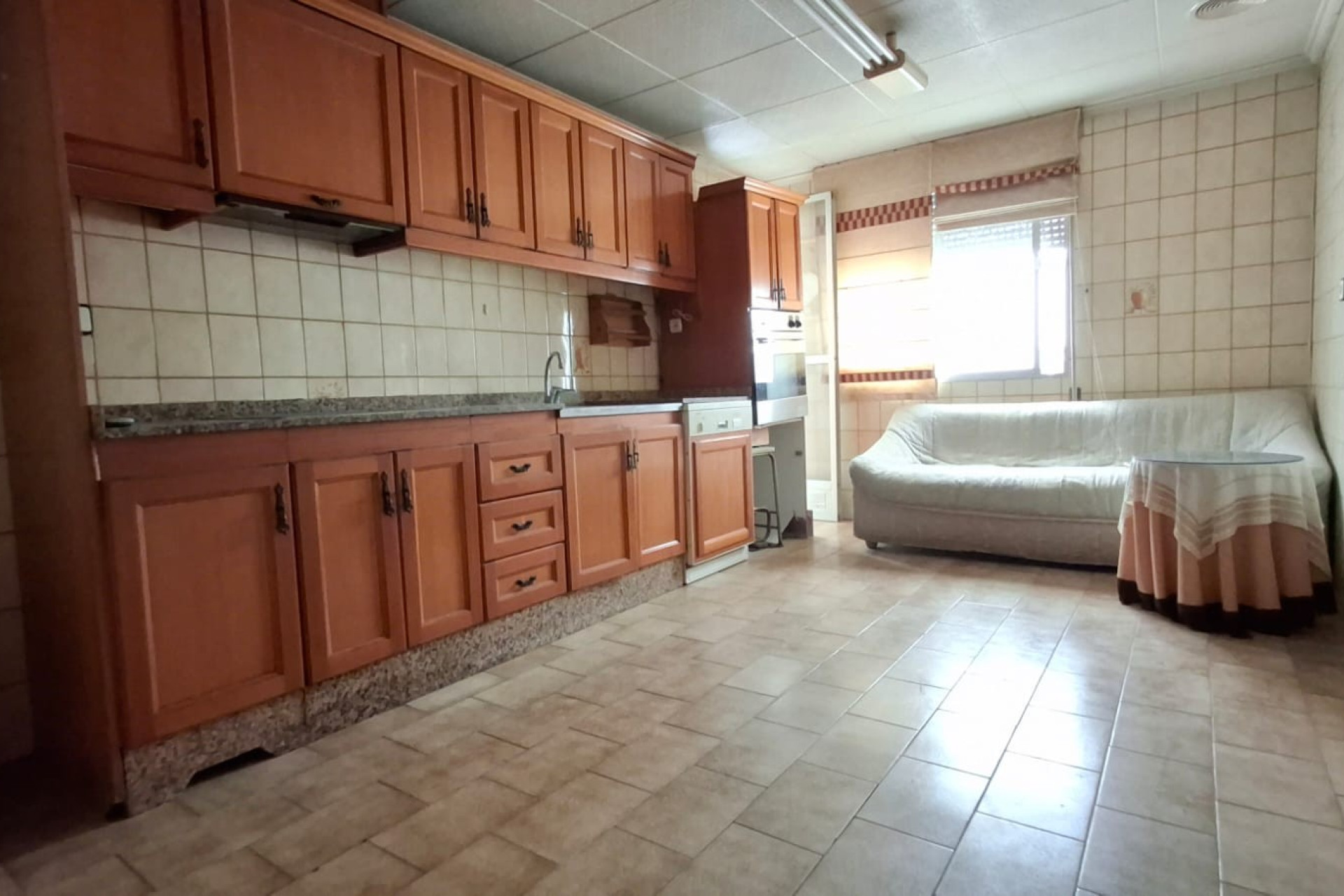 Odsprzedaż - Mieszkanie w bloku - Orihuela - Zona Centro