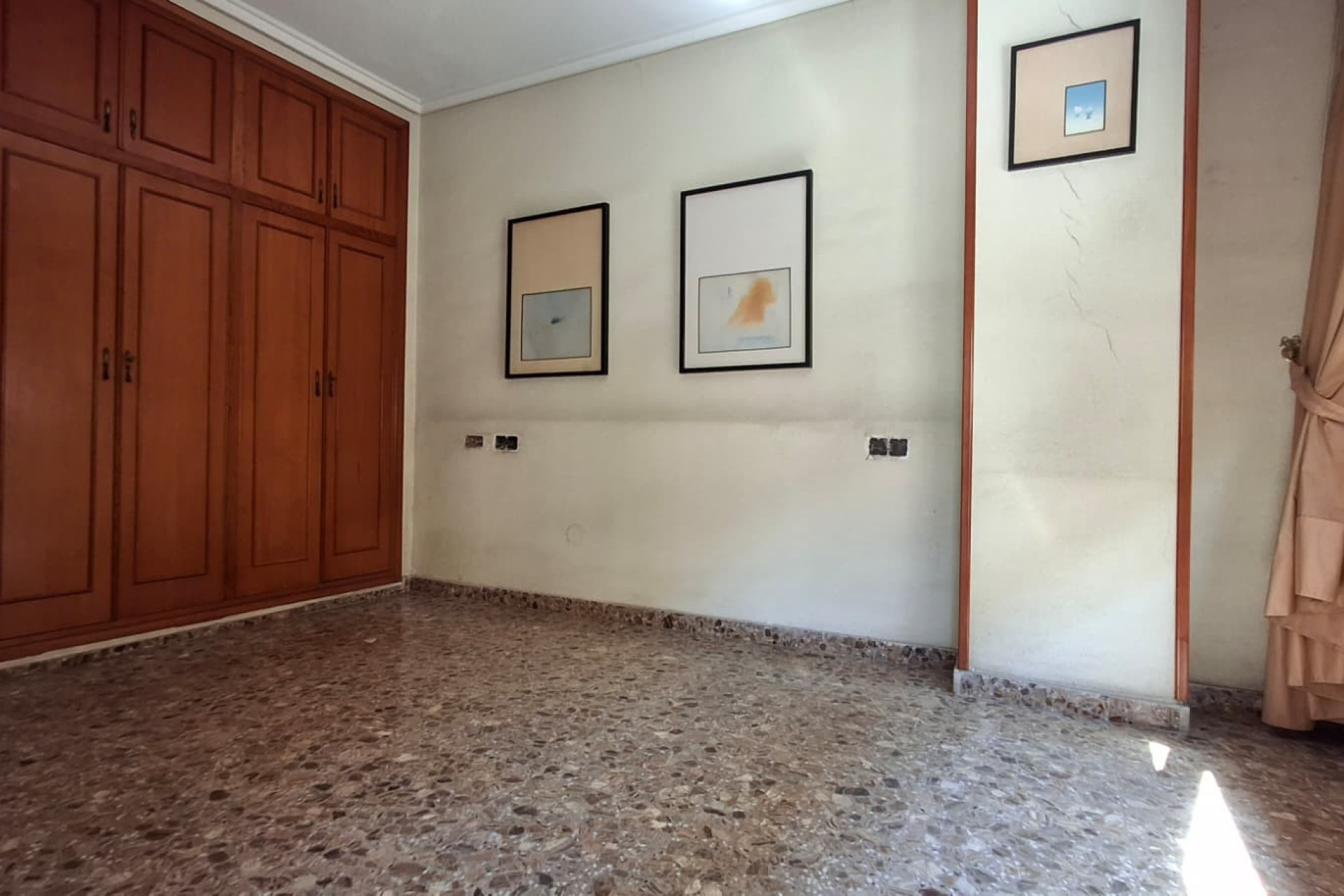 Odsprzedaż - Mieszkanie w bloku - Orihuela - Zona Centro