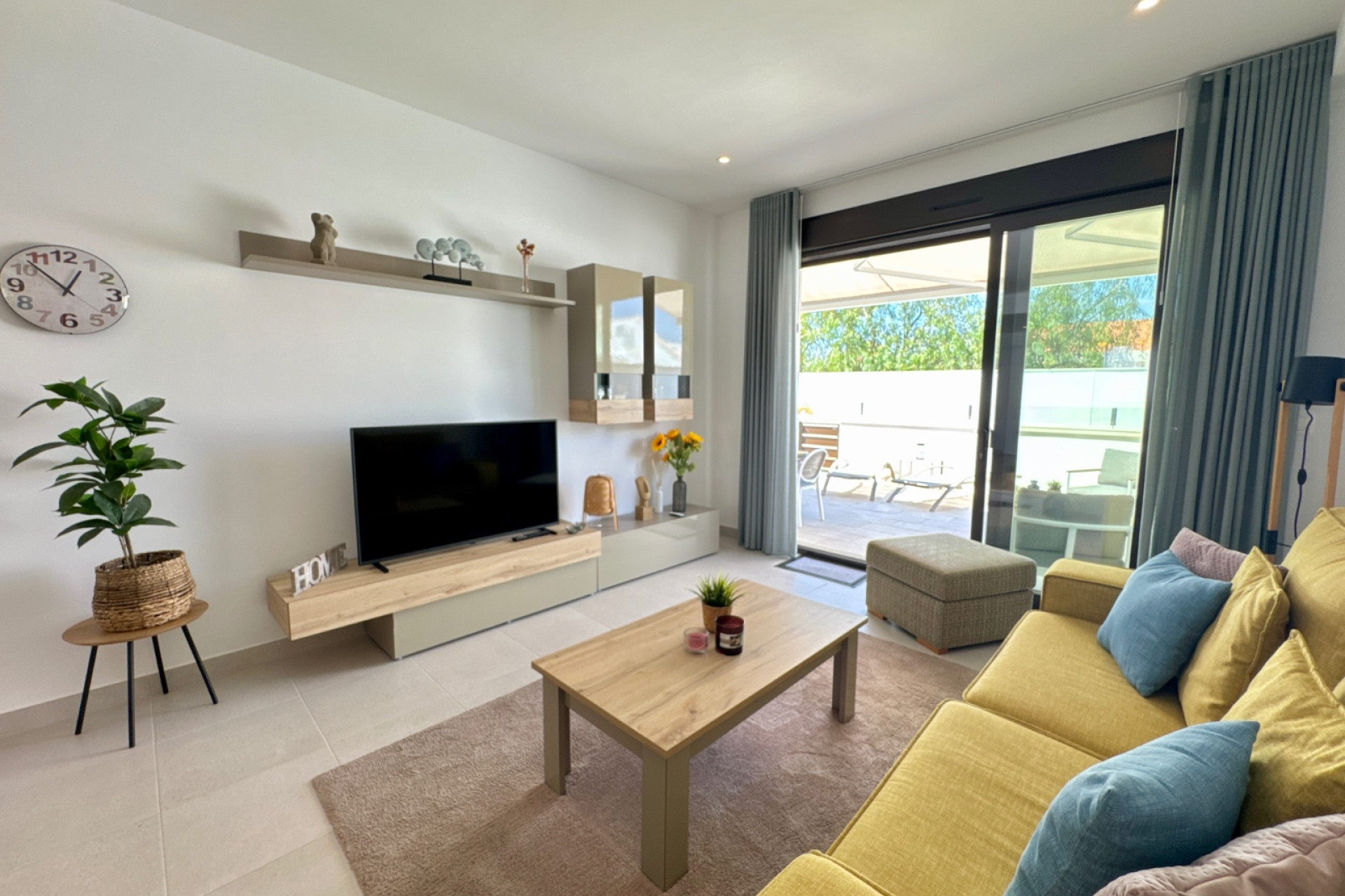 Odsprzedaż - Mieszkanie w bloku - Pilar de la Horadada