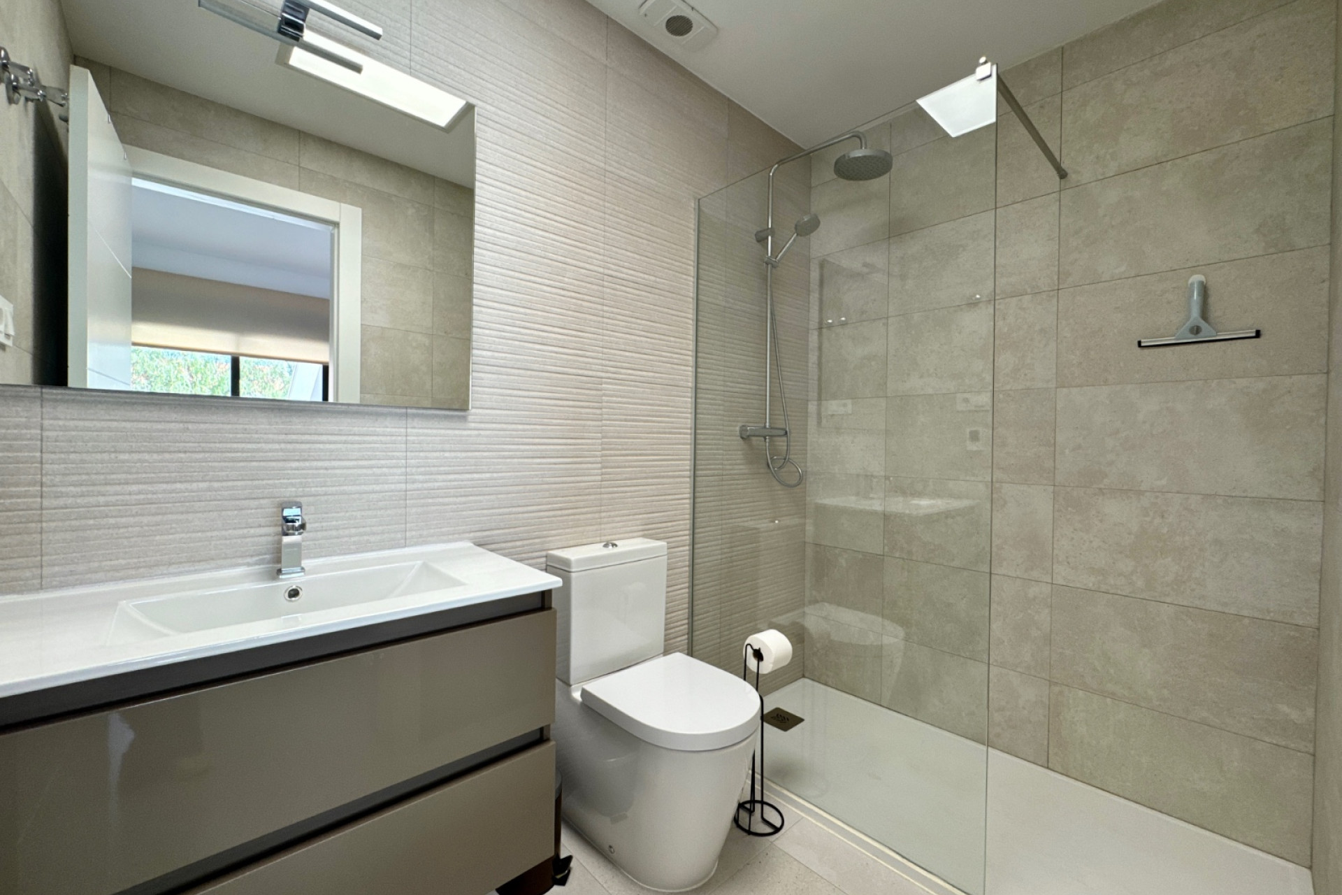 Odsprzedaż - Mieszkanie w bloku - Pilar de la Horadada