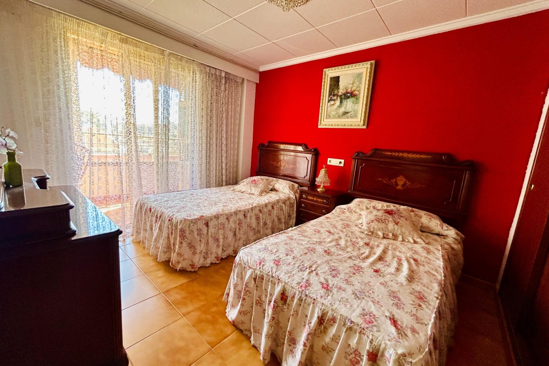 Odsprzedaż - Mieszkanie w bloku - Santa Pola - Puerto